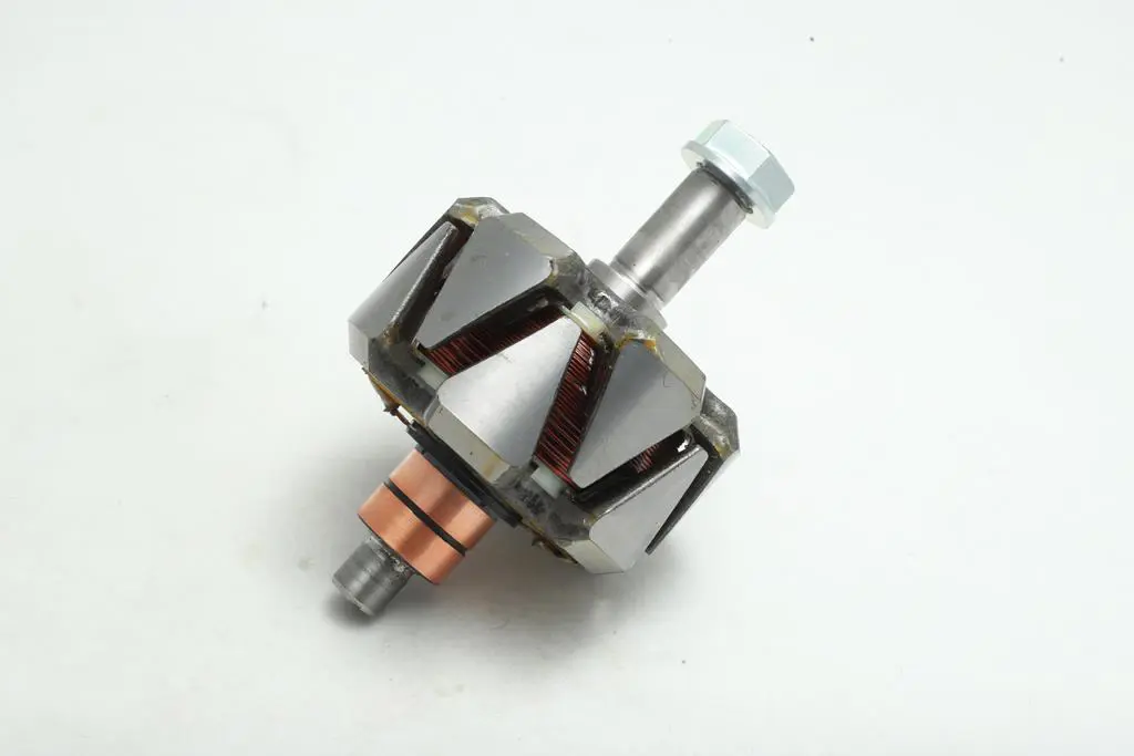 آرمیچر دینام پیکان طرح لوکاس با مهره مجد