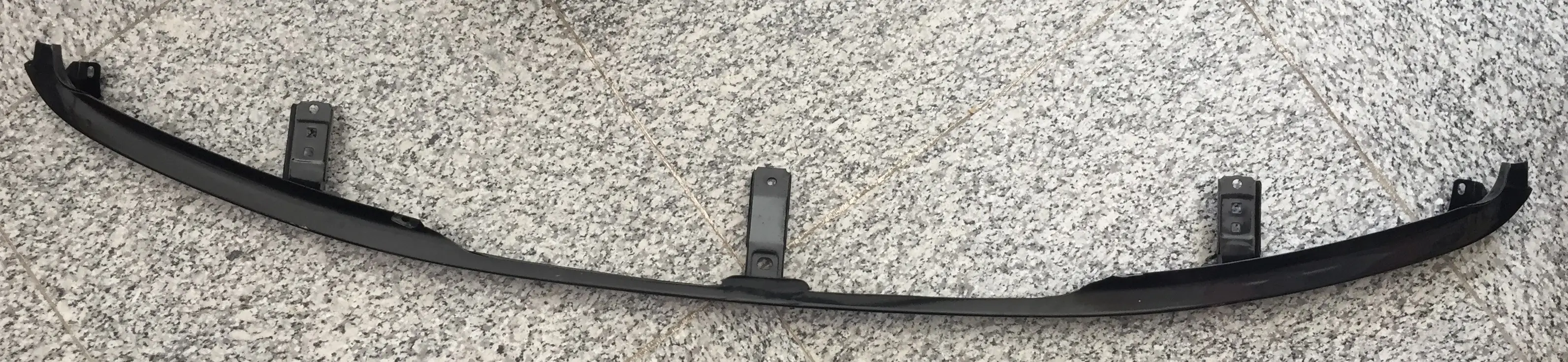 ابرویی چراغ جلو پیکاپ