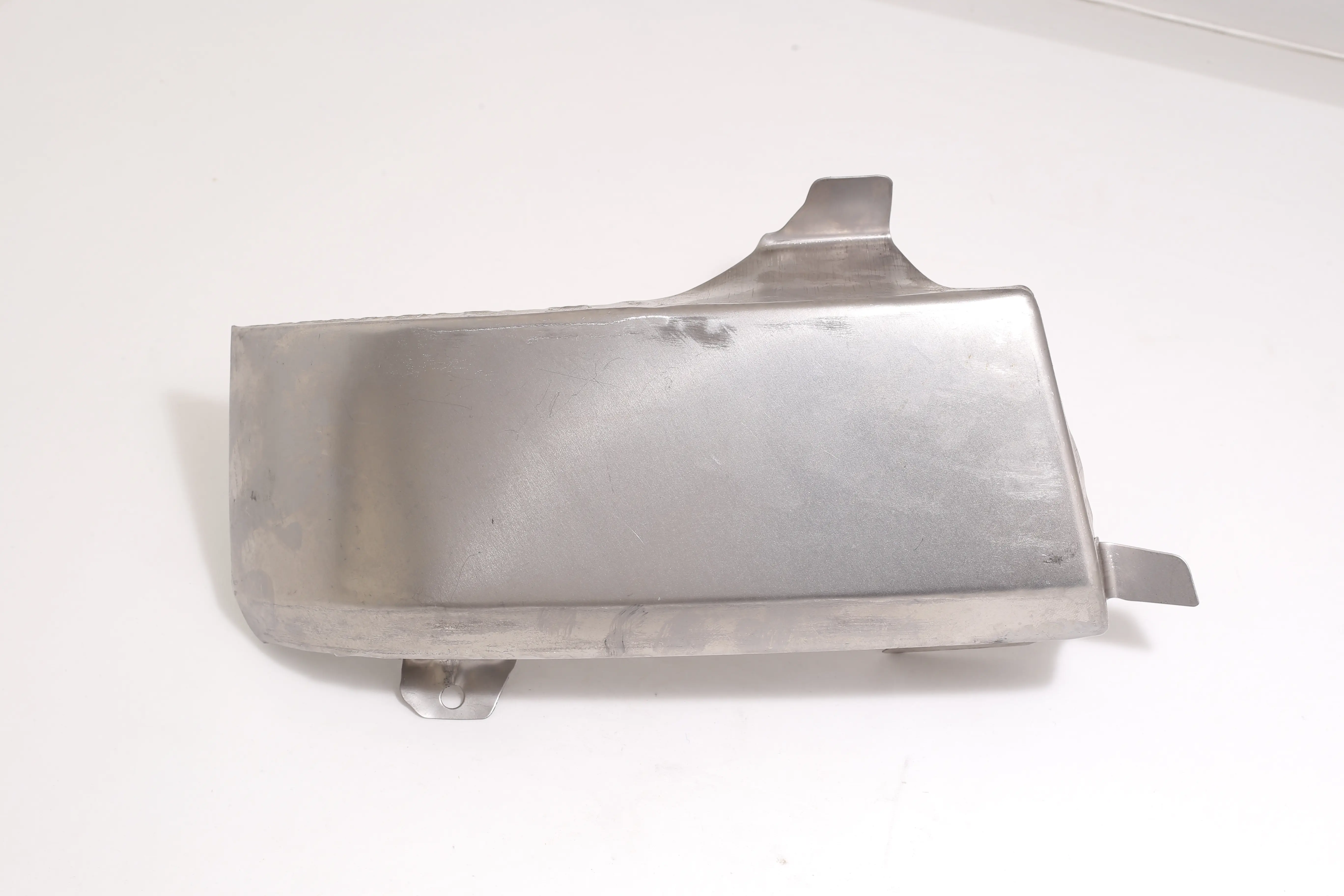 ابرویی خطر عقب 141 راست HIC