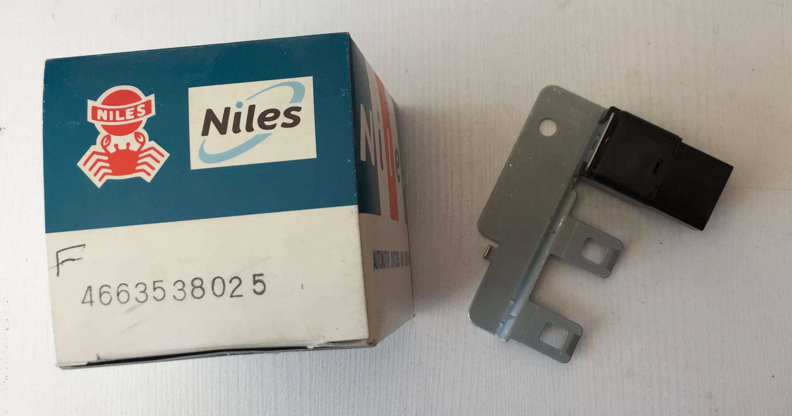 اتومات راهنما پیکاپ NILES