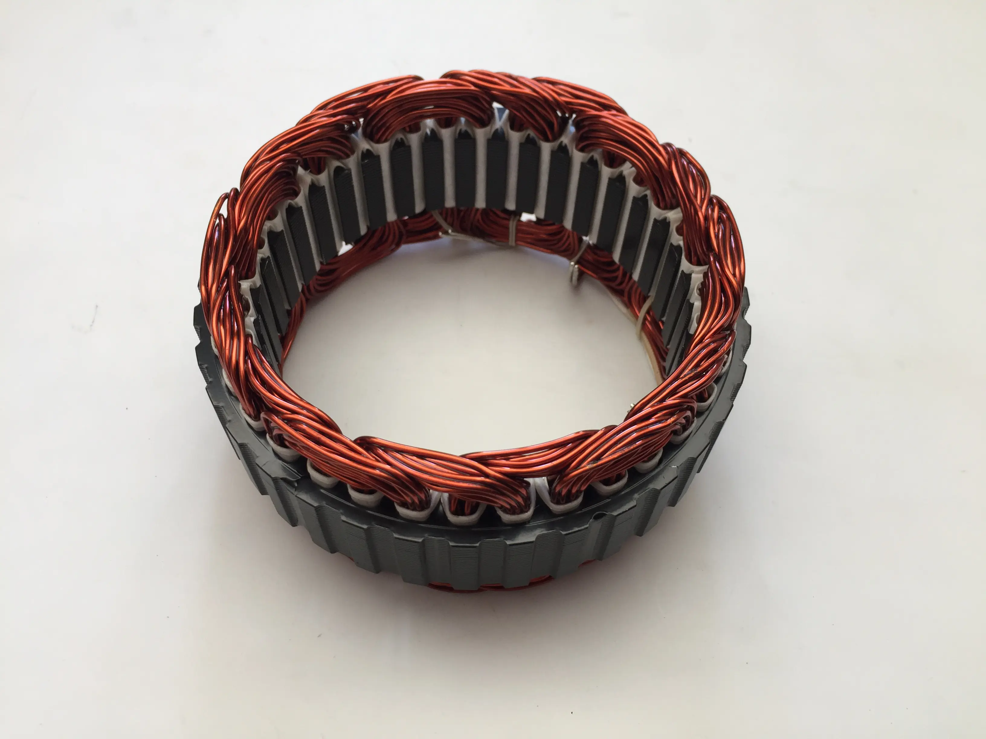 بالشتک دینام نیسان دیزل