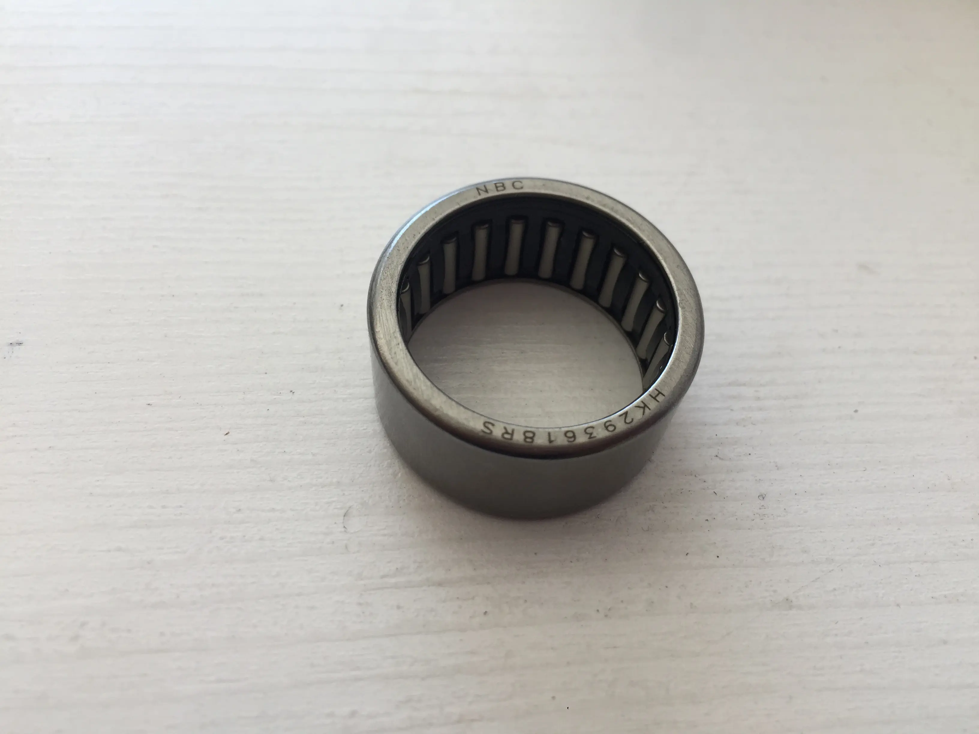 بلبرینگ سوزنی پشت سگدست چرخ جلو پیکاپ