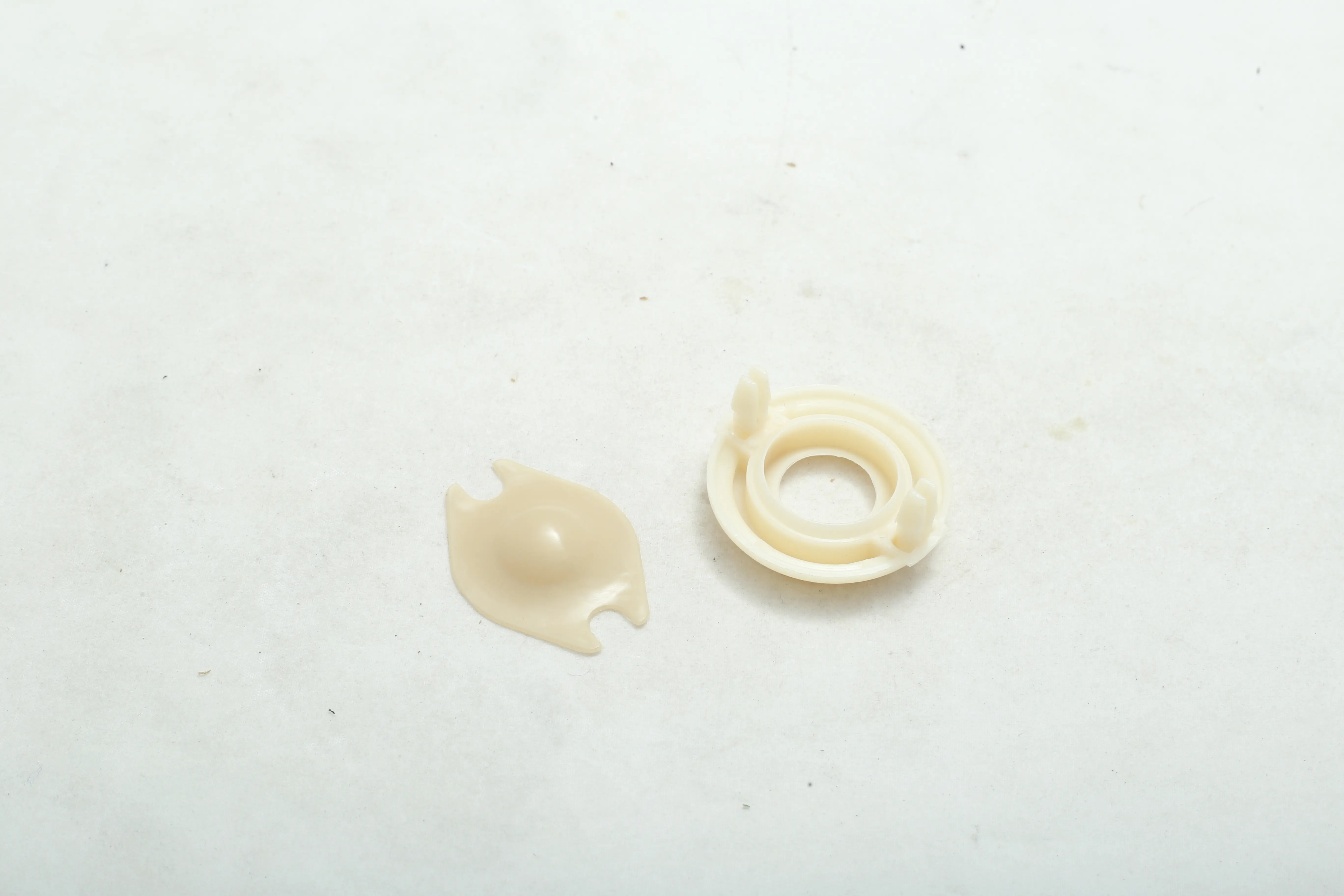 بوش دوشاخ کلاچ پژو 206 تیپ 5 چکاد