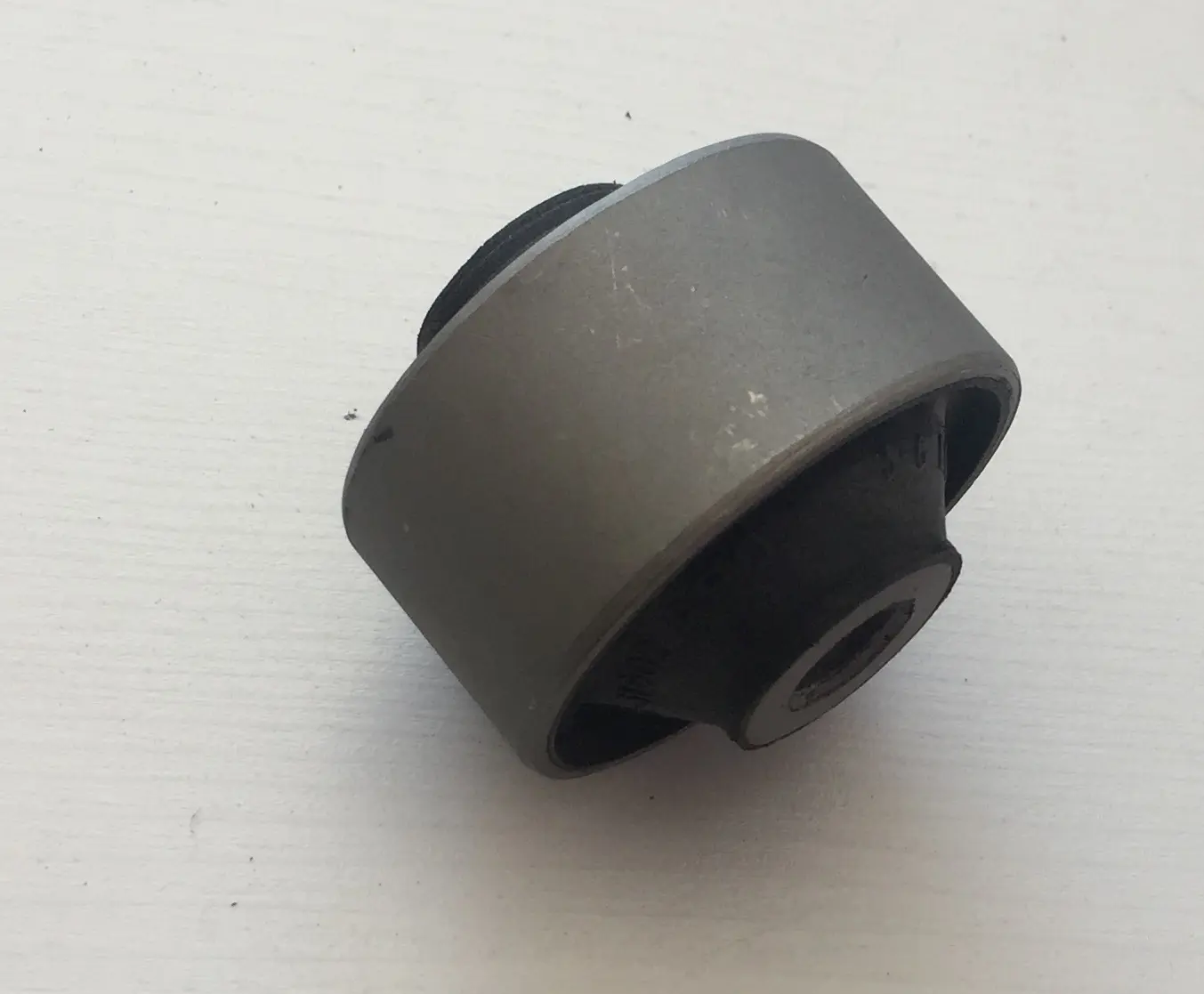 بوش رام زیر موتور پیکاپ کوچک