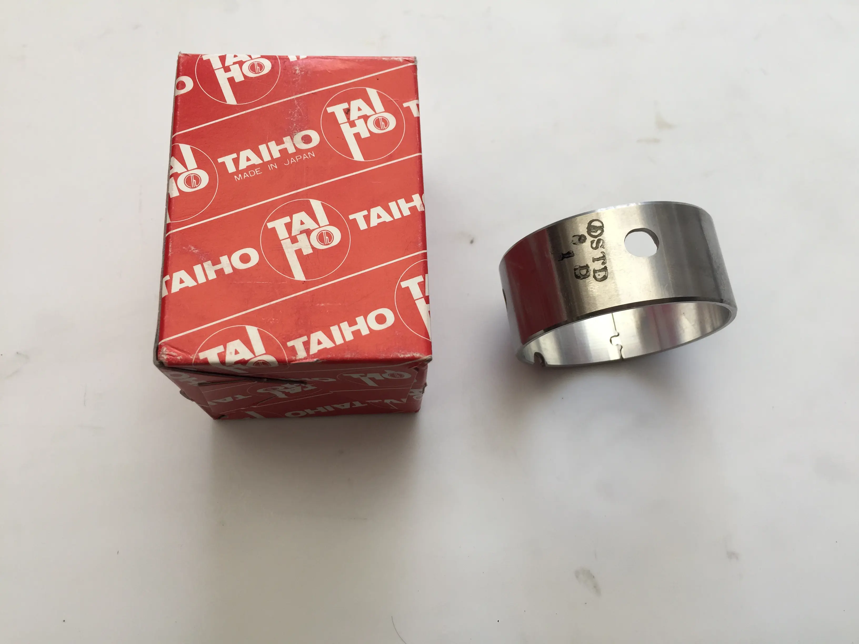 بوش میل سوپاپ نیسان دیزل TAIHO ژاپن