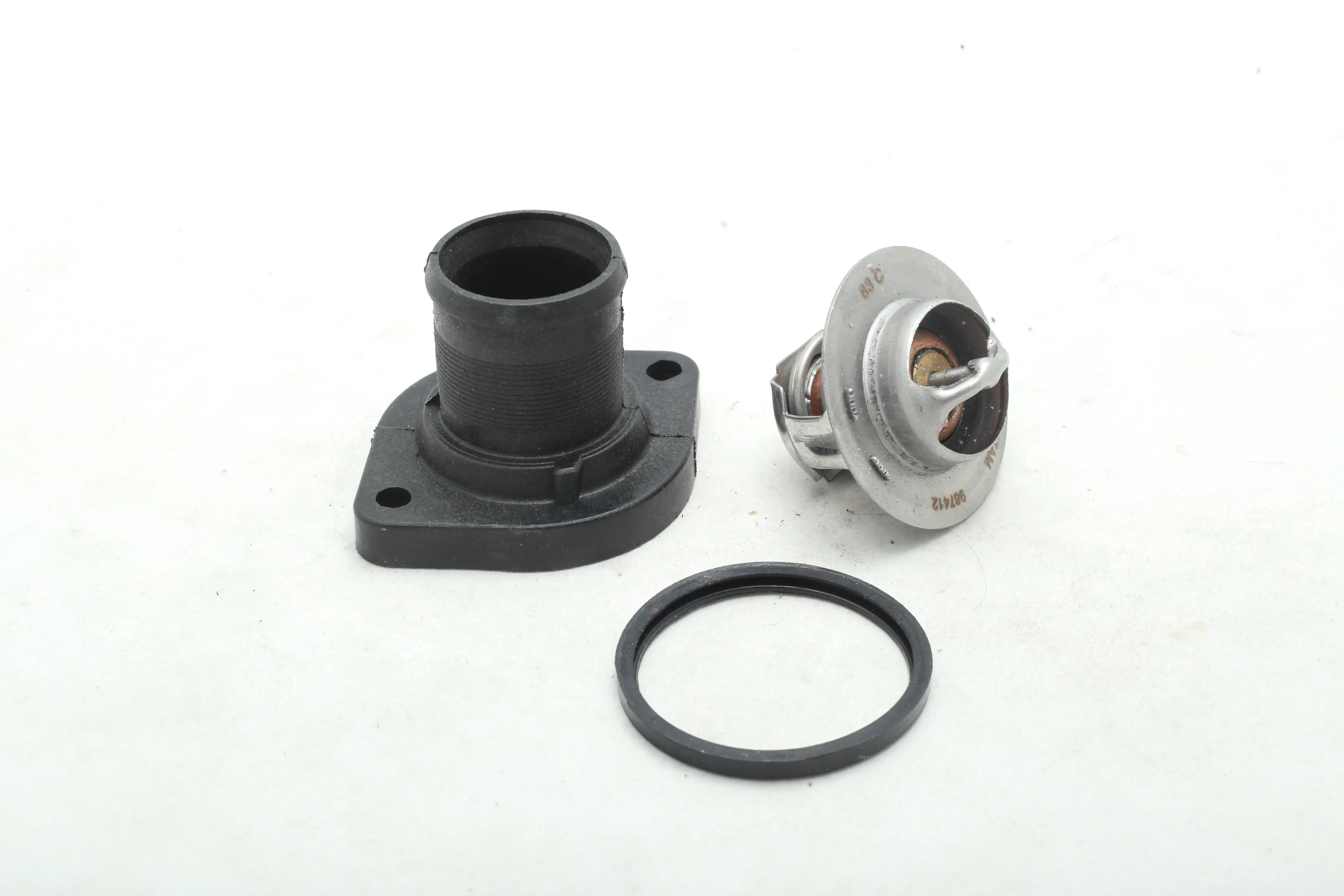 ترموستات پژو 206 (76 درجه) با درپوش پلی آمیدی اتحاد طلایی