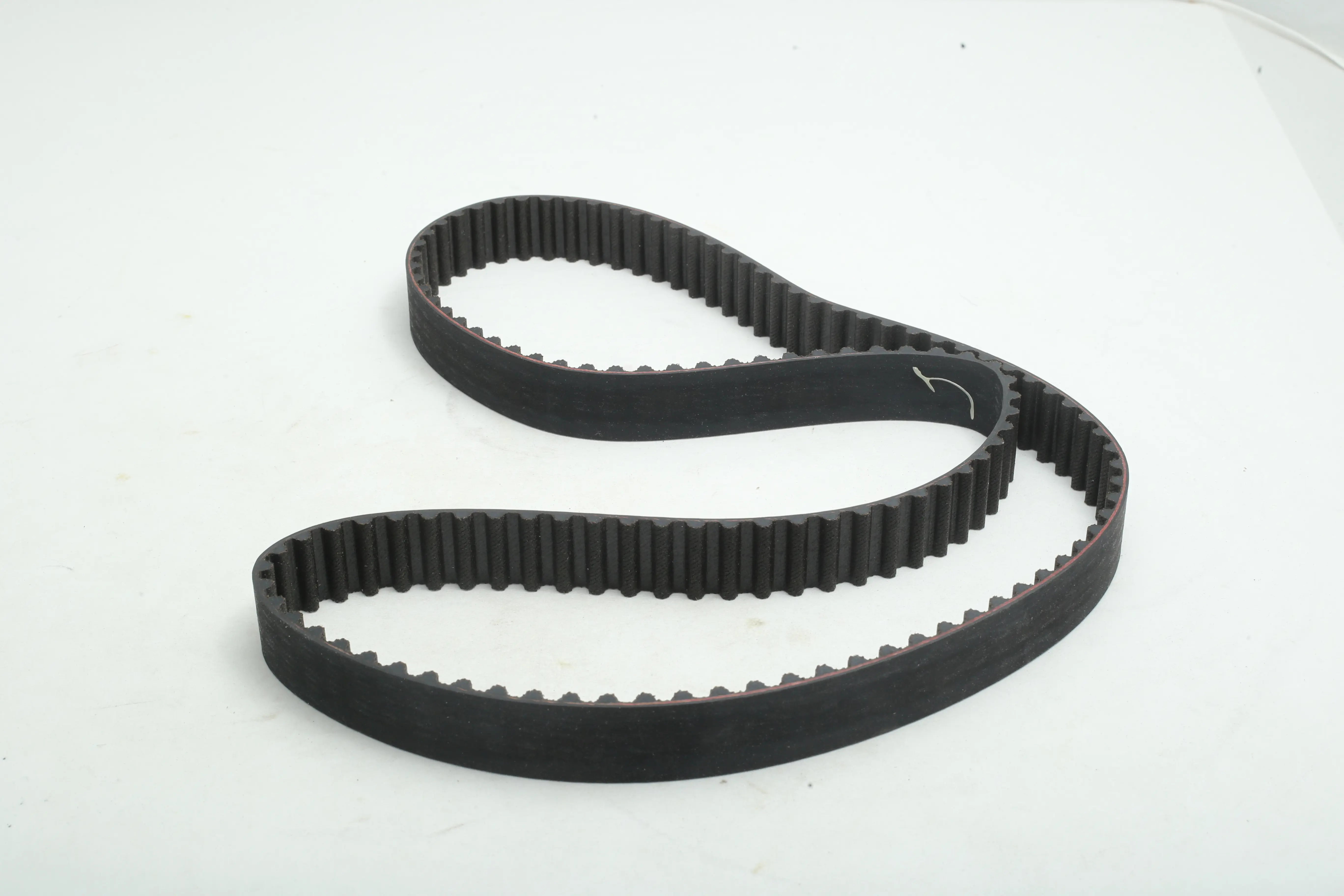 تسمه تایم سمند EF7 و دنا (127 دندانه 4لایه) ایساکو