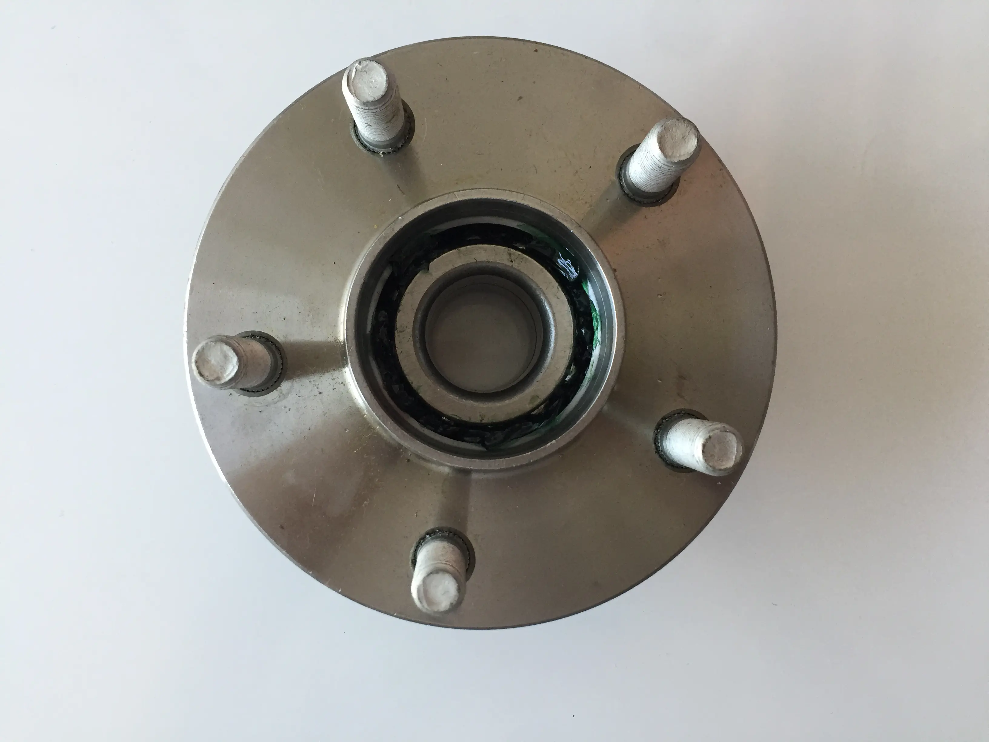 توپی چرخ عقب ماکسیما NISSAN MOTOR اصلی