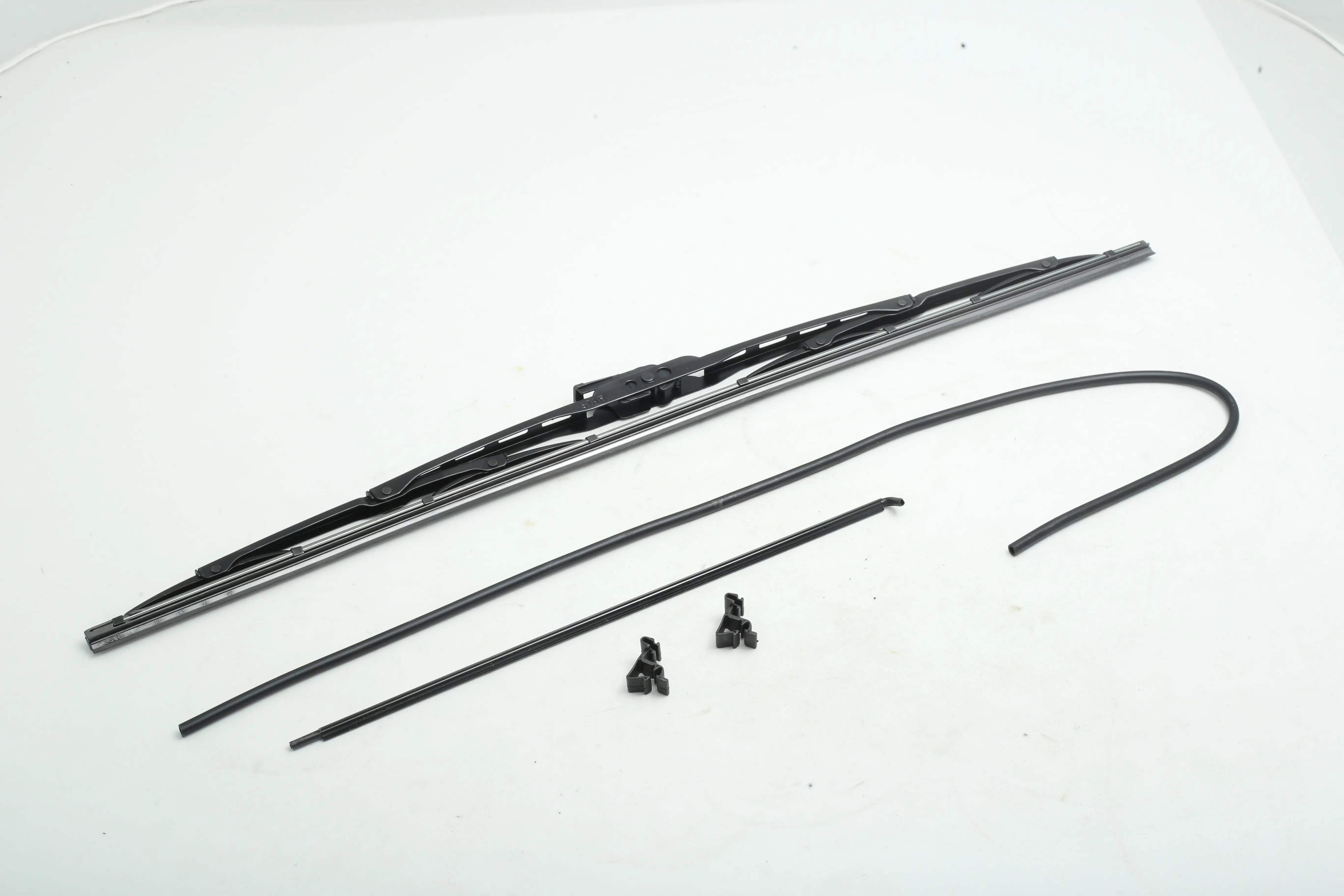 تیغه برف پاککن پژو 405 آبپاش دار ایساکو