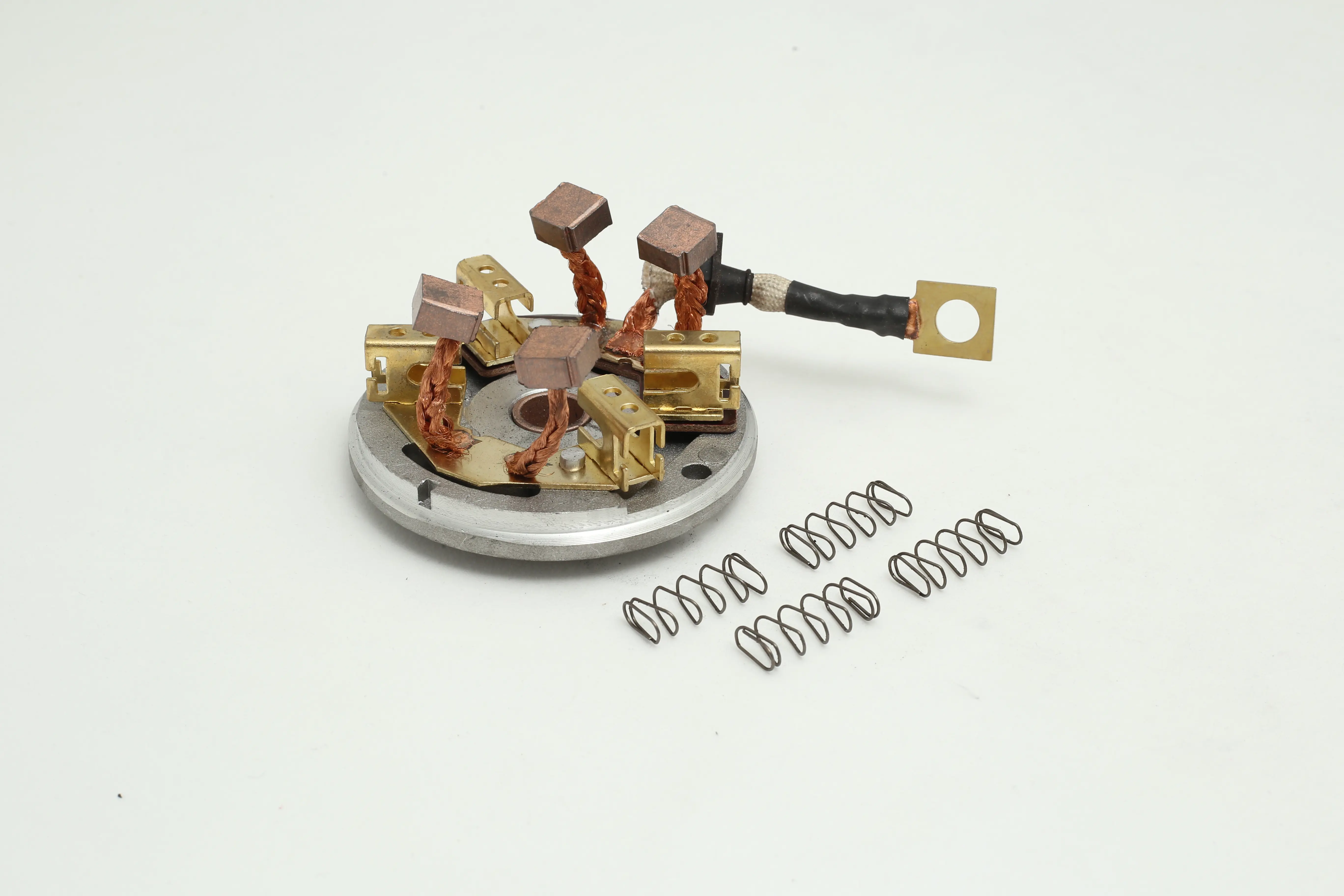 مجموعه ذغال استارت پراید مگنتی با فنر و ذغال مجد