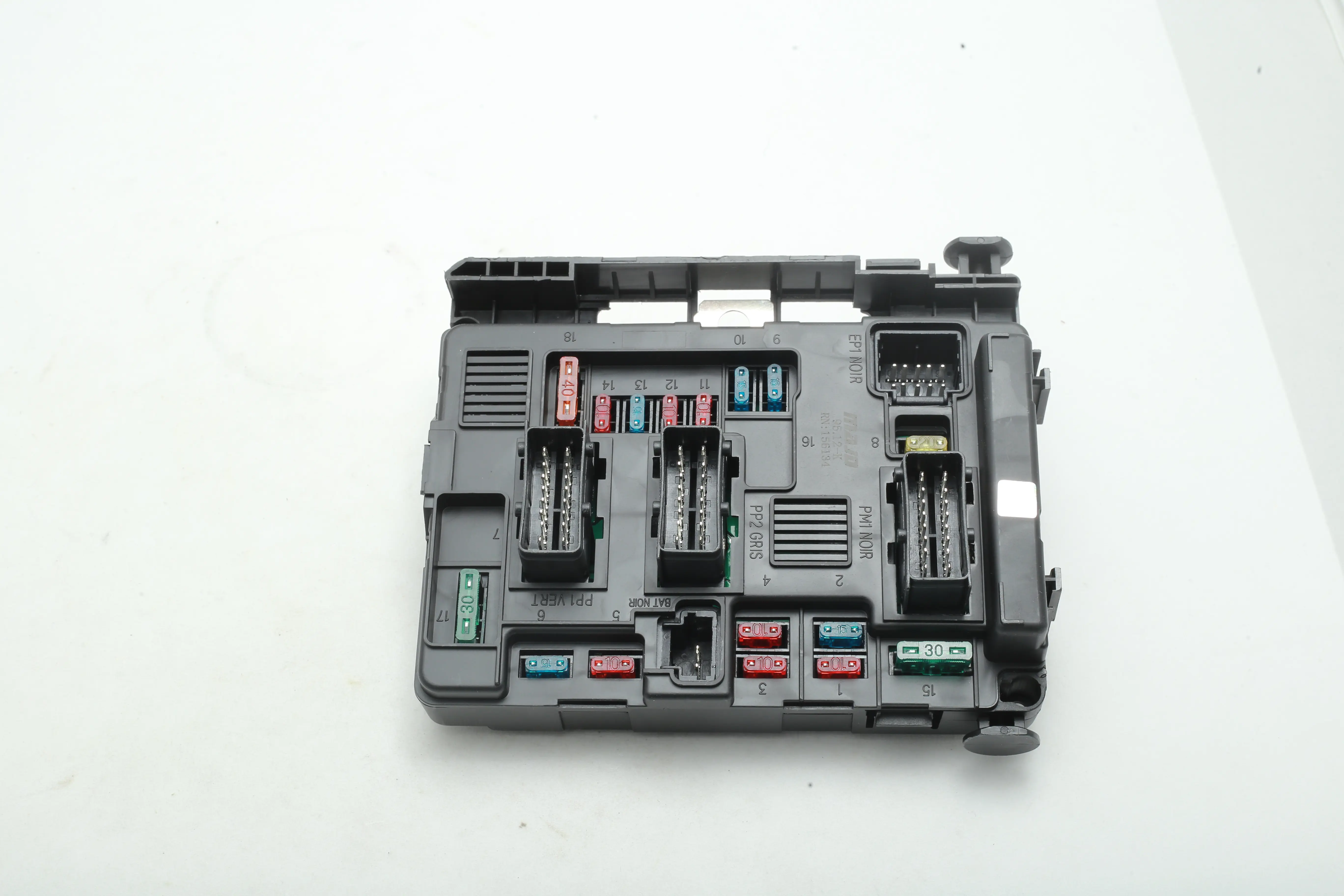 جعبه فیوز پژو 206 (BSM) مجد