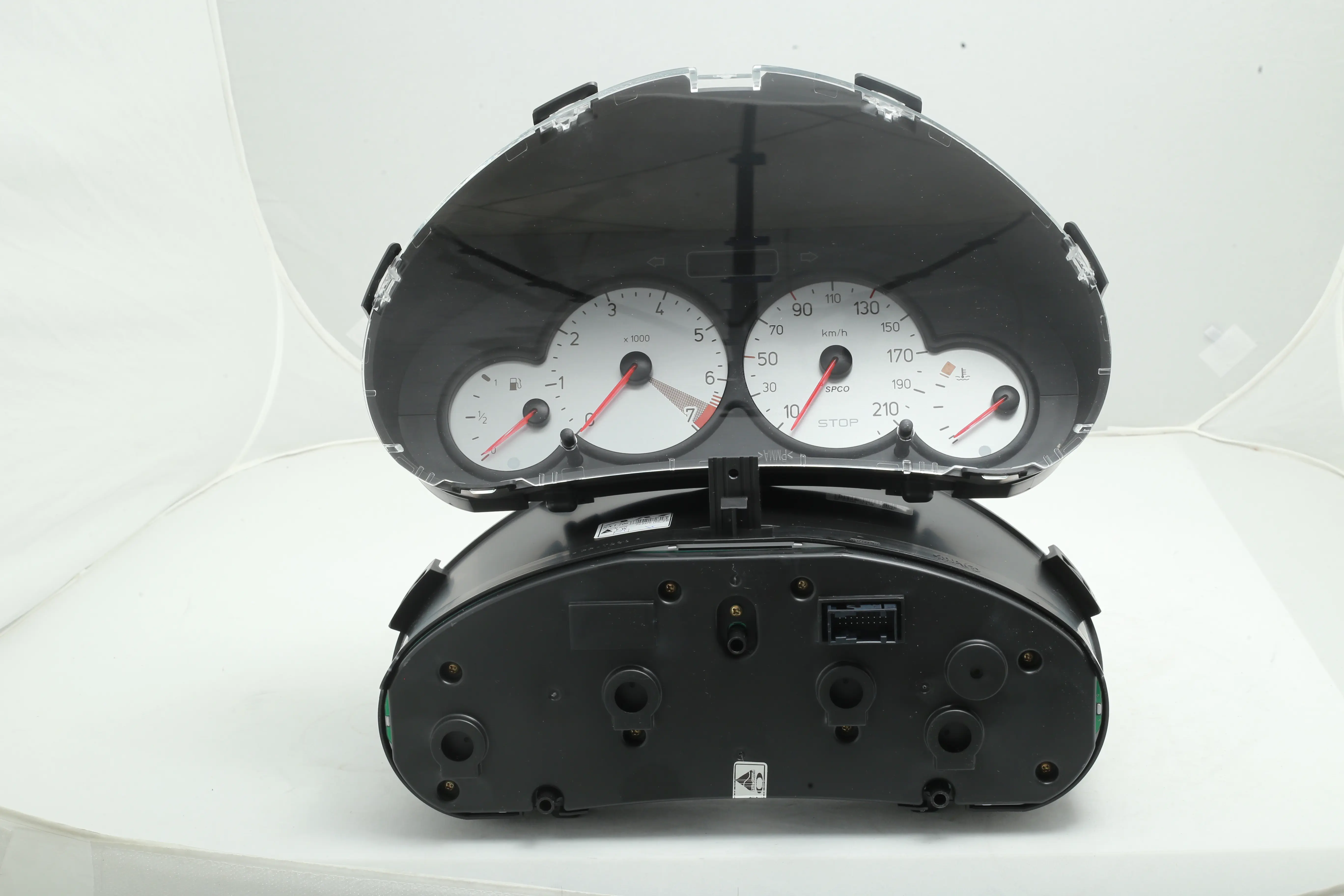 جلو آمپر پژو 206جدید سوکت مشکی عظام