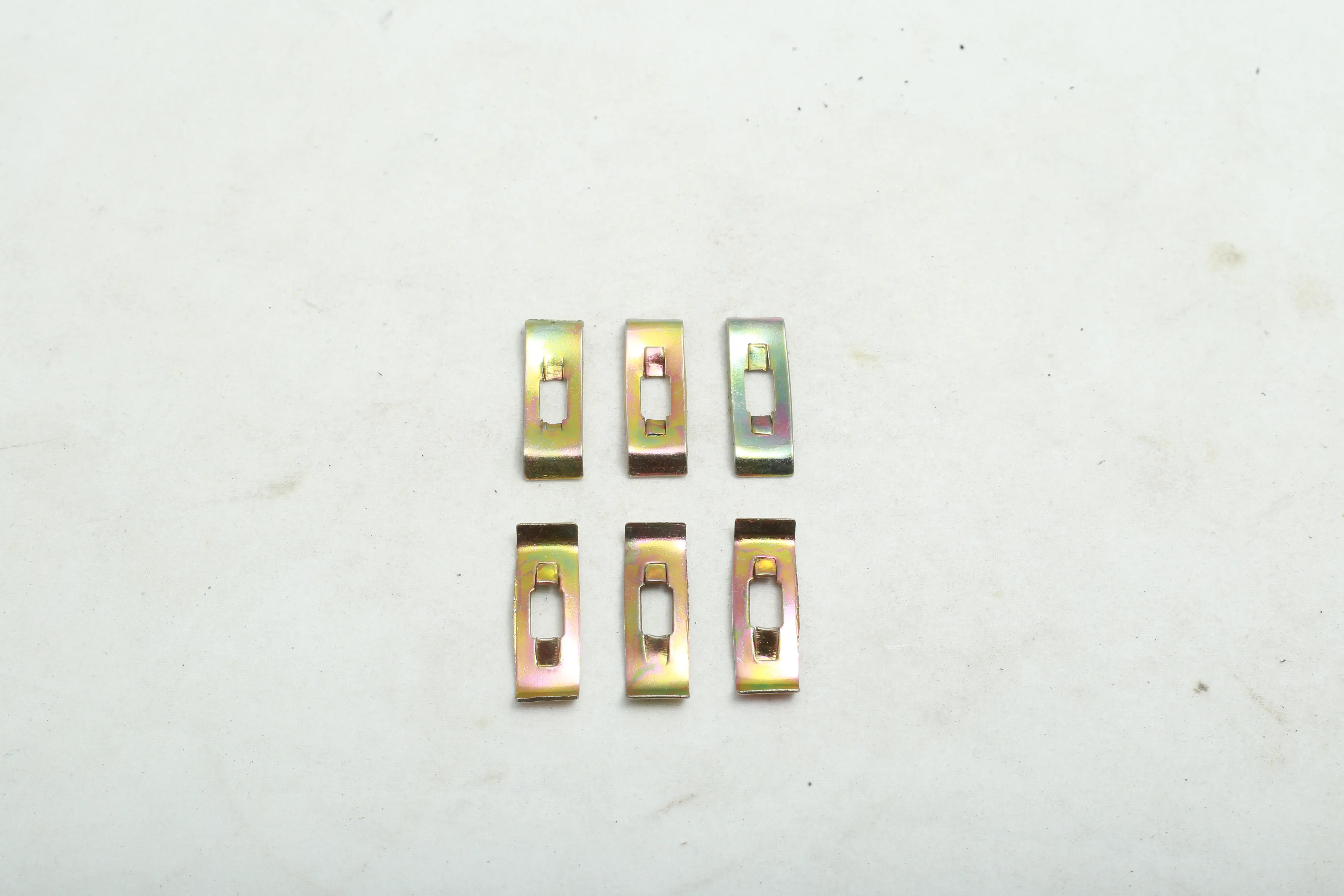 خار جلو پنجره سمند فلزی