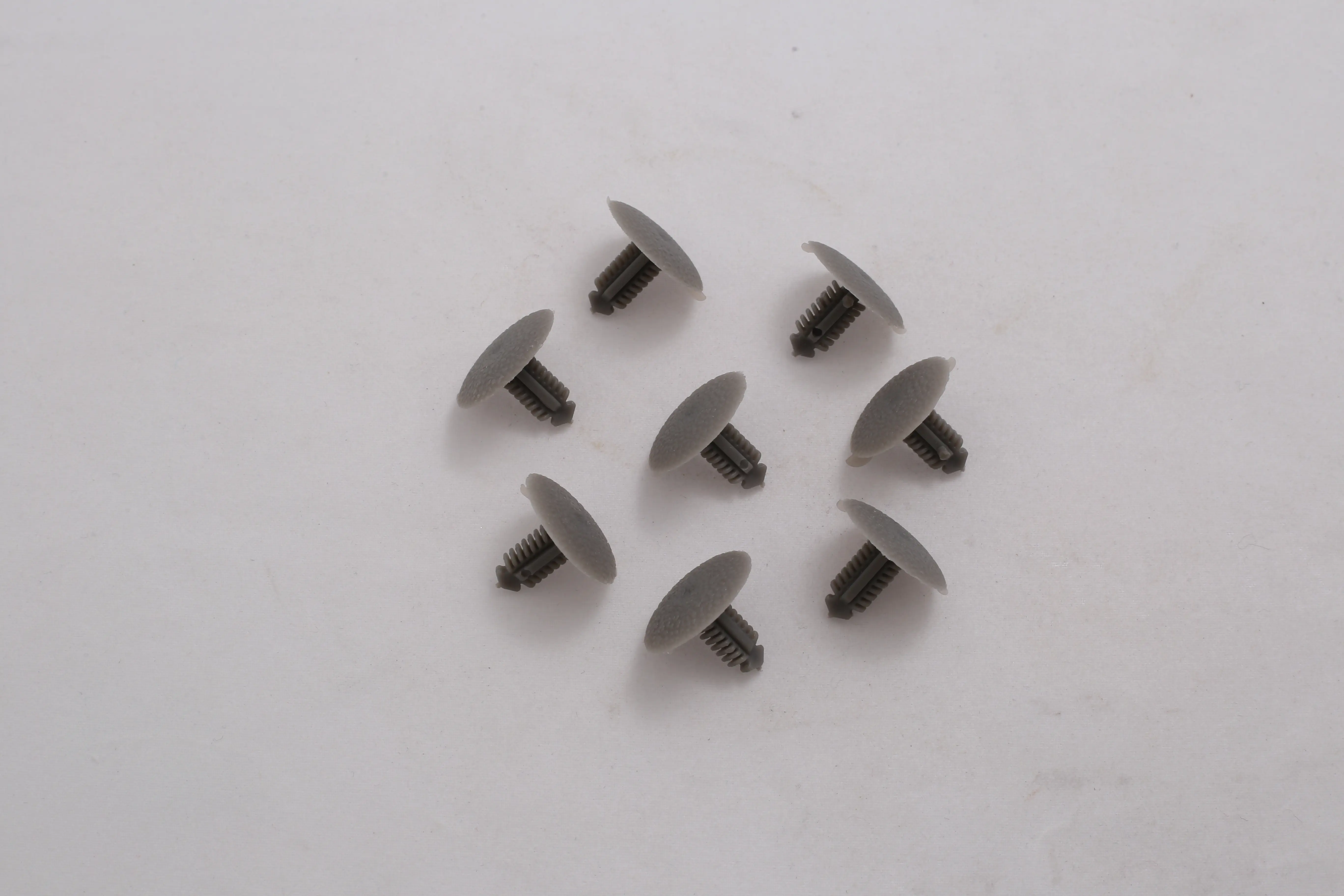 خار موکت پراید طوسی HIC