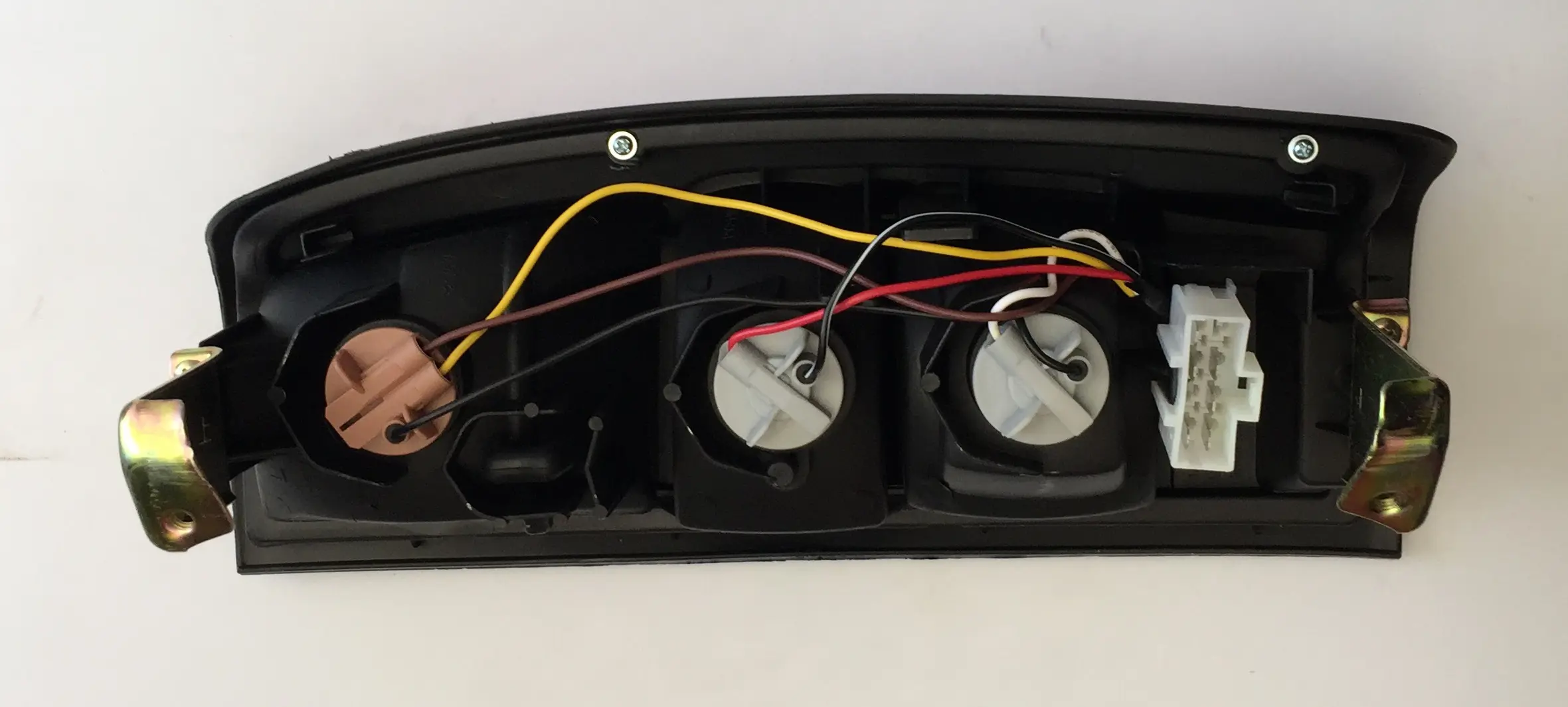 خطر عقب پیکاپ چپ - 2