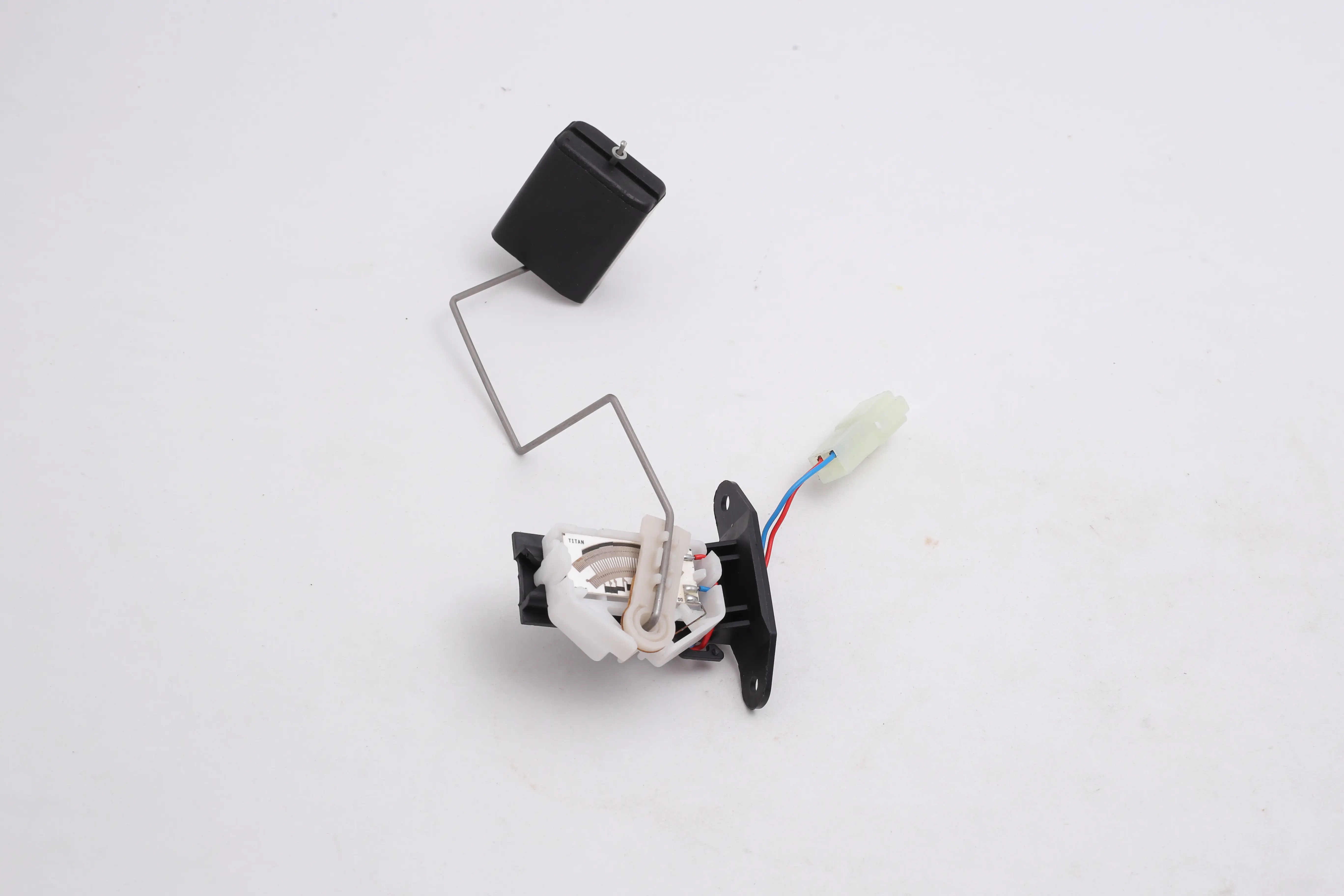 درجه داخل باک پراید انژکتور پلیمری 3456 HIC