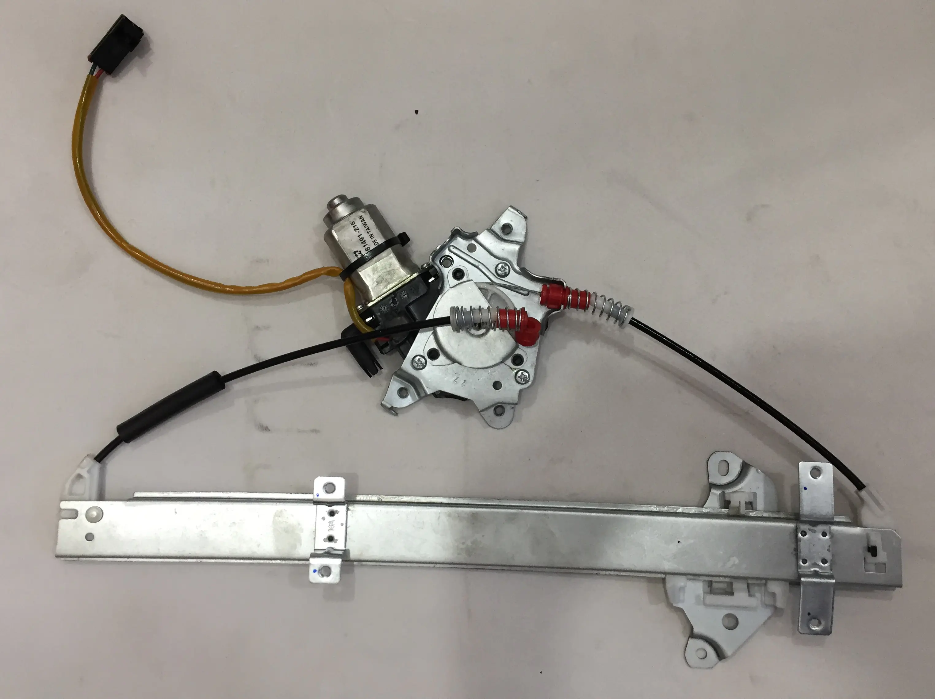 دستگاه شیشه بالابر پیکاپ جلو چپ