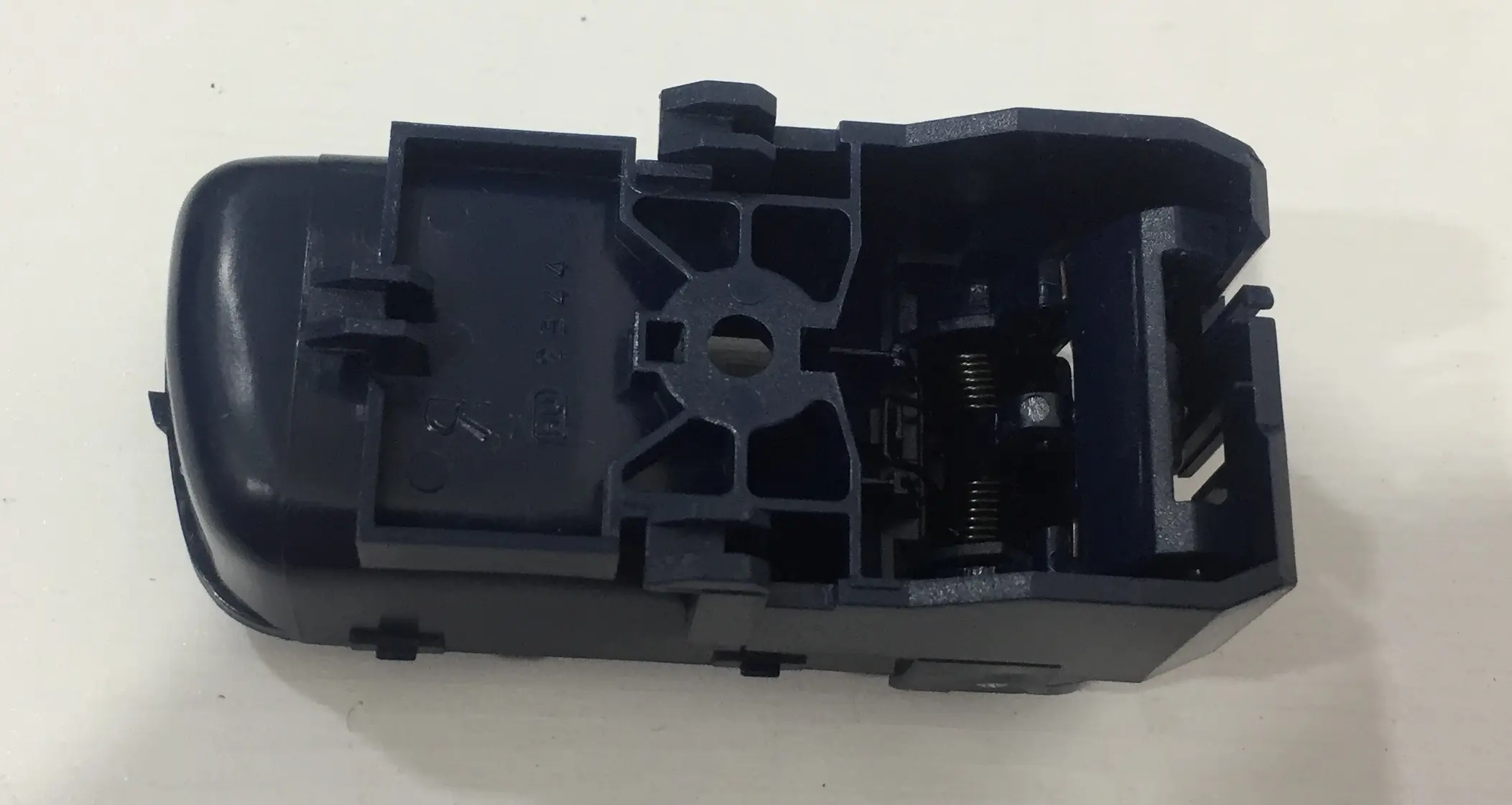 دستگیره درب باز کن داخل پیکاپ تایوان راست - 2