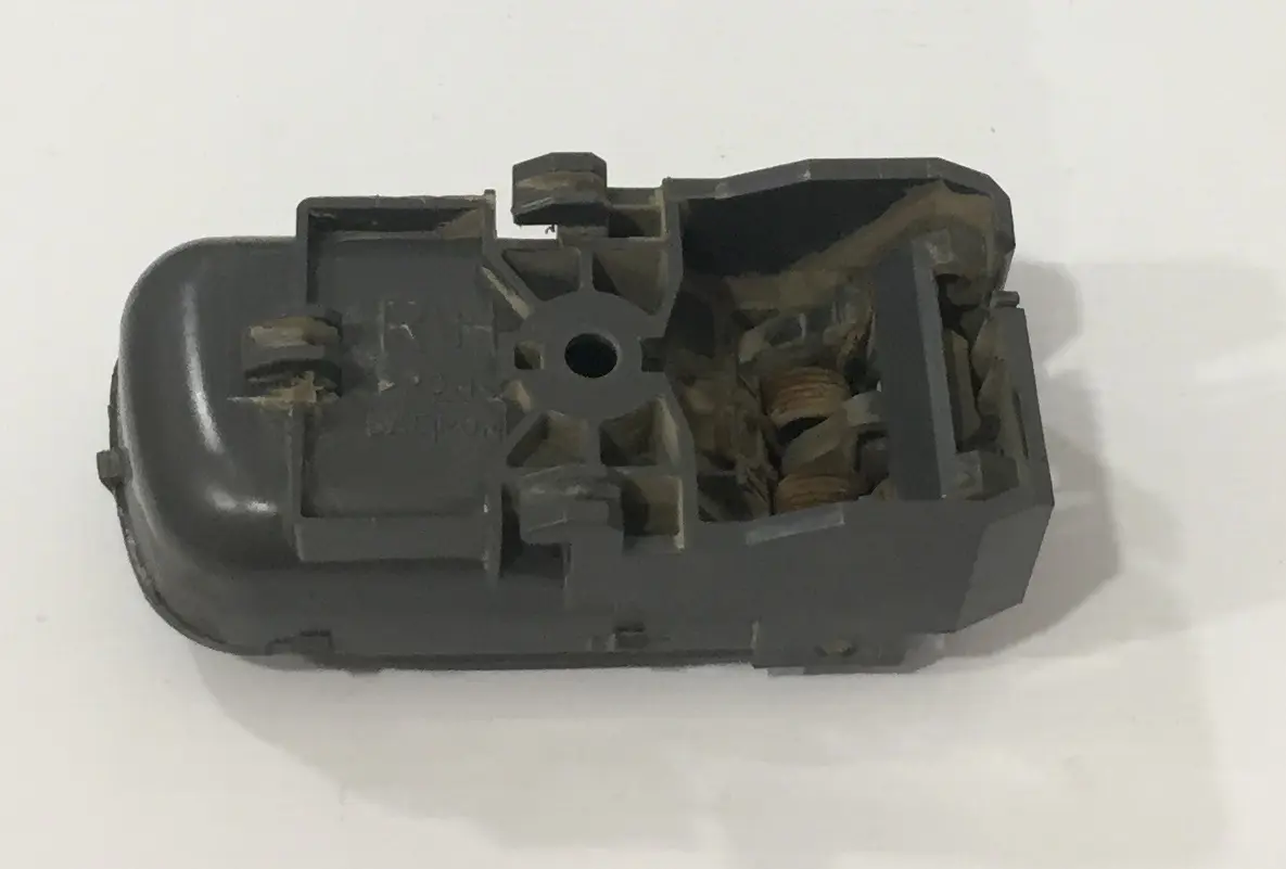 دستگیره درب باز کن داخل پیکاپ راست NISSAN MOTOR اصلی - 2