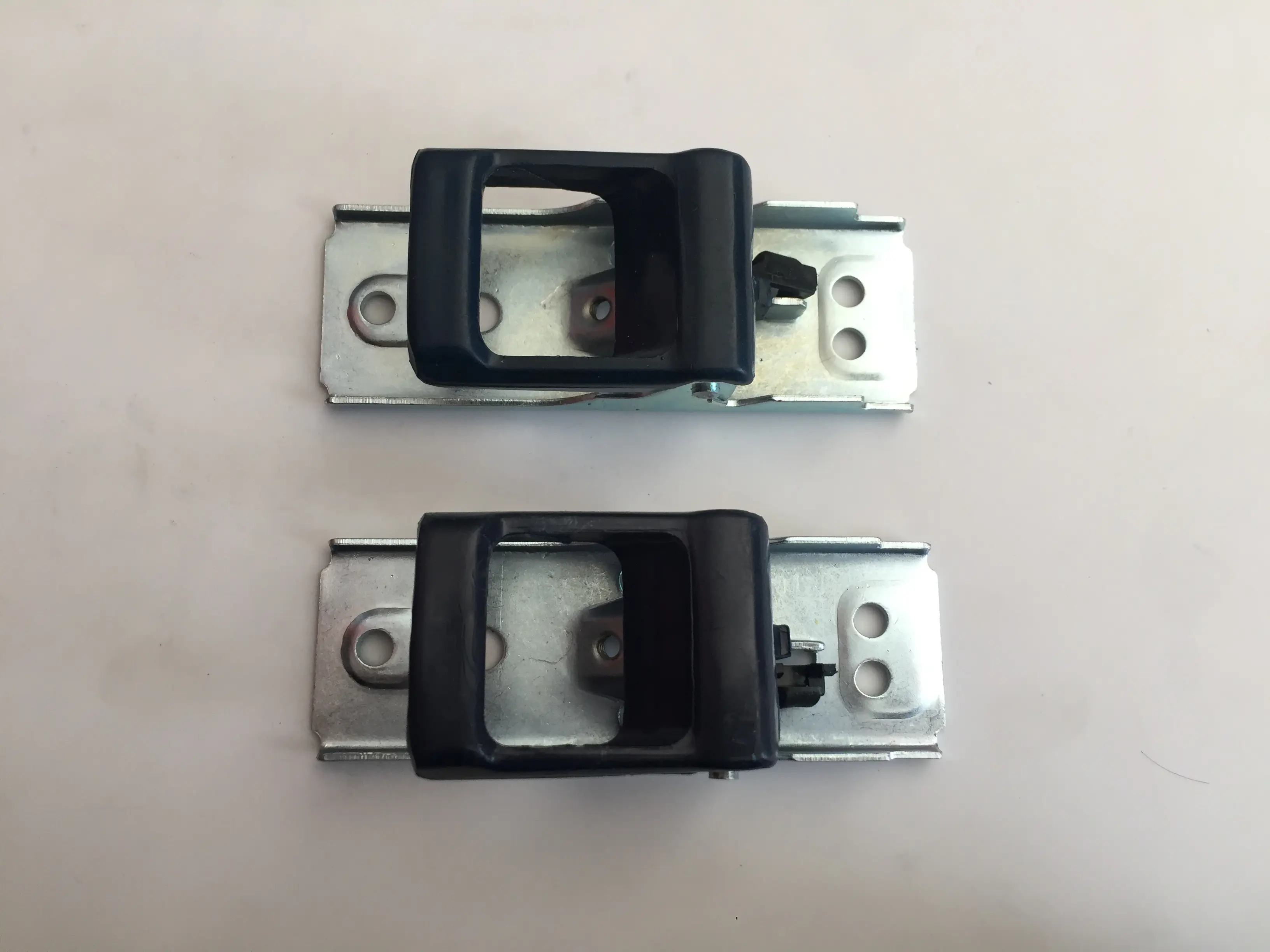 دستگیره درب بازکن داخل پاترول آبی