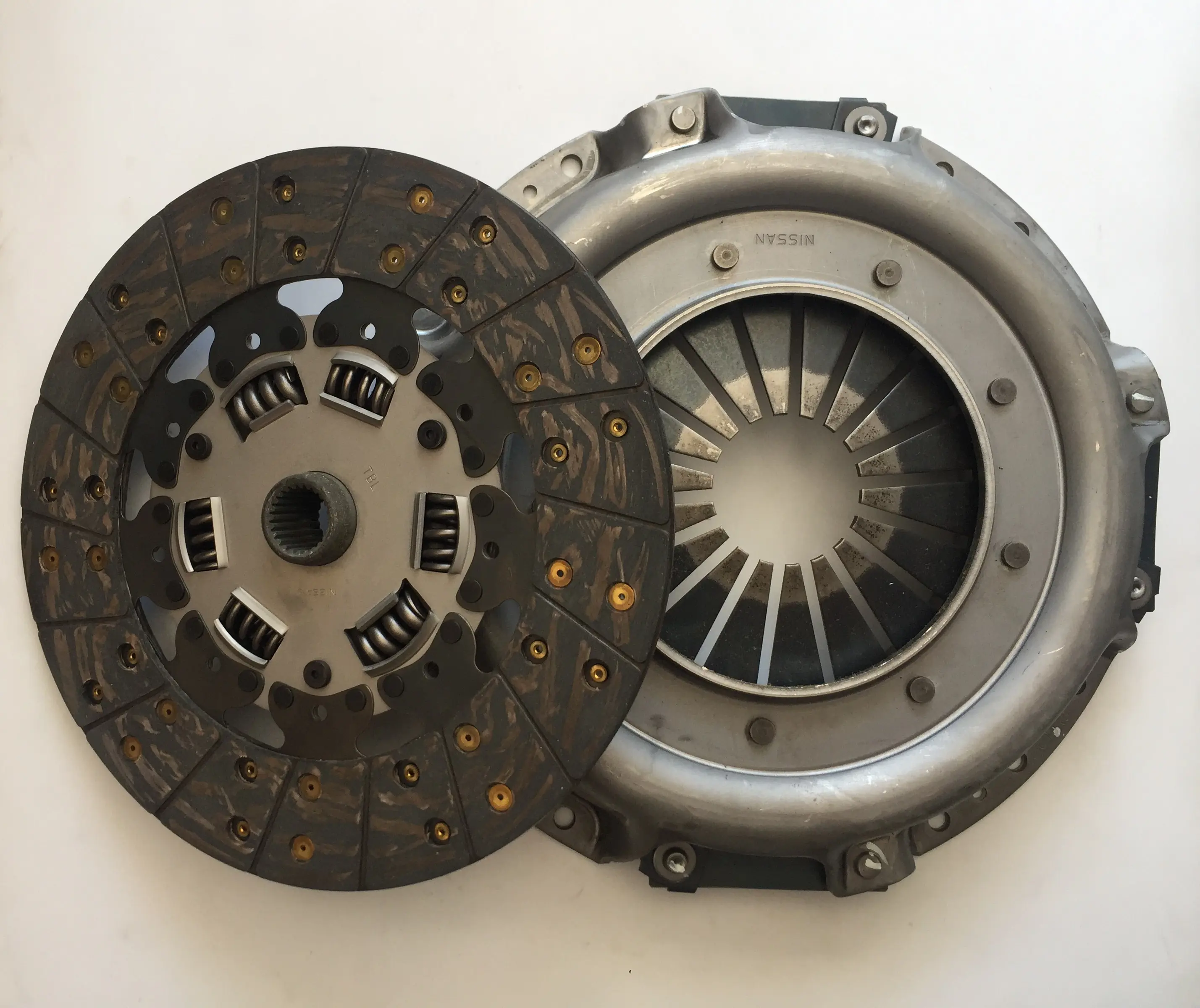 دیسک و صفحه کلاچ پاترول 6 NISSAN MOTOR اصلی