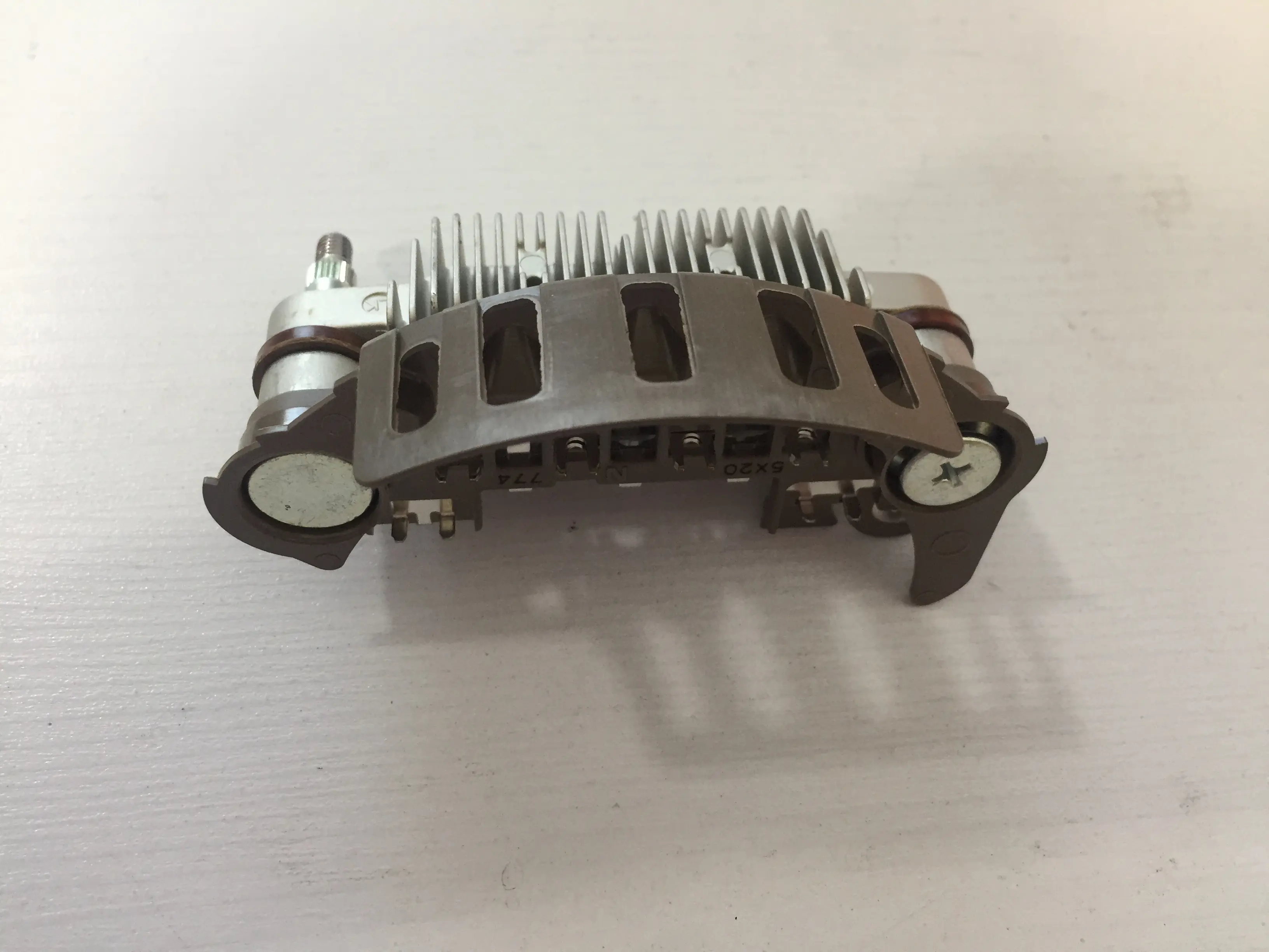 دیود دینام پیکاپ اصلی