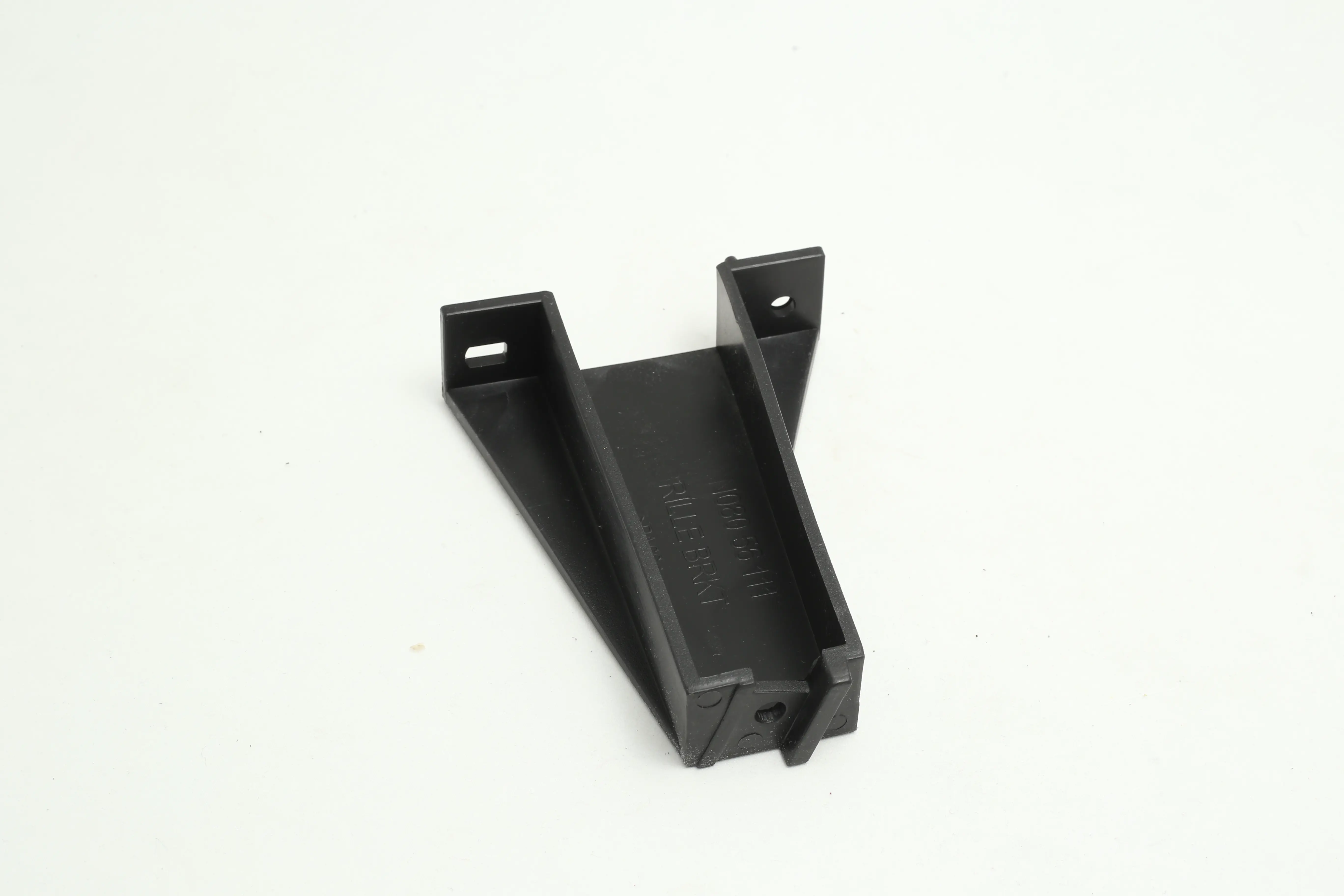 دیاق جلو پنجره 132 HIC