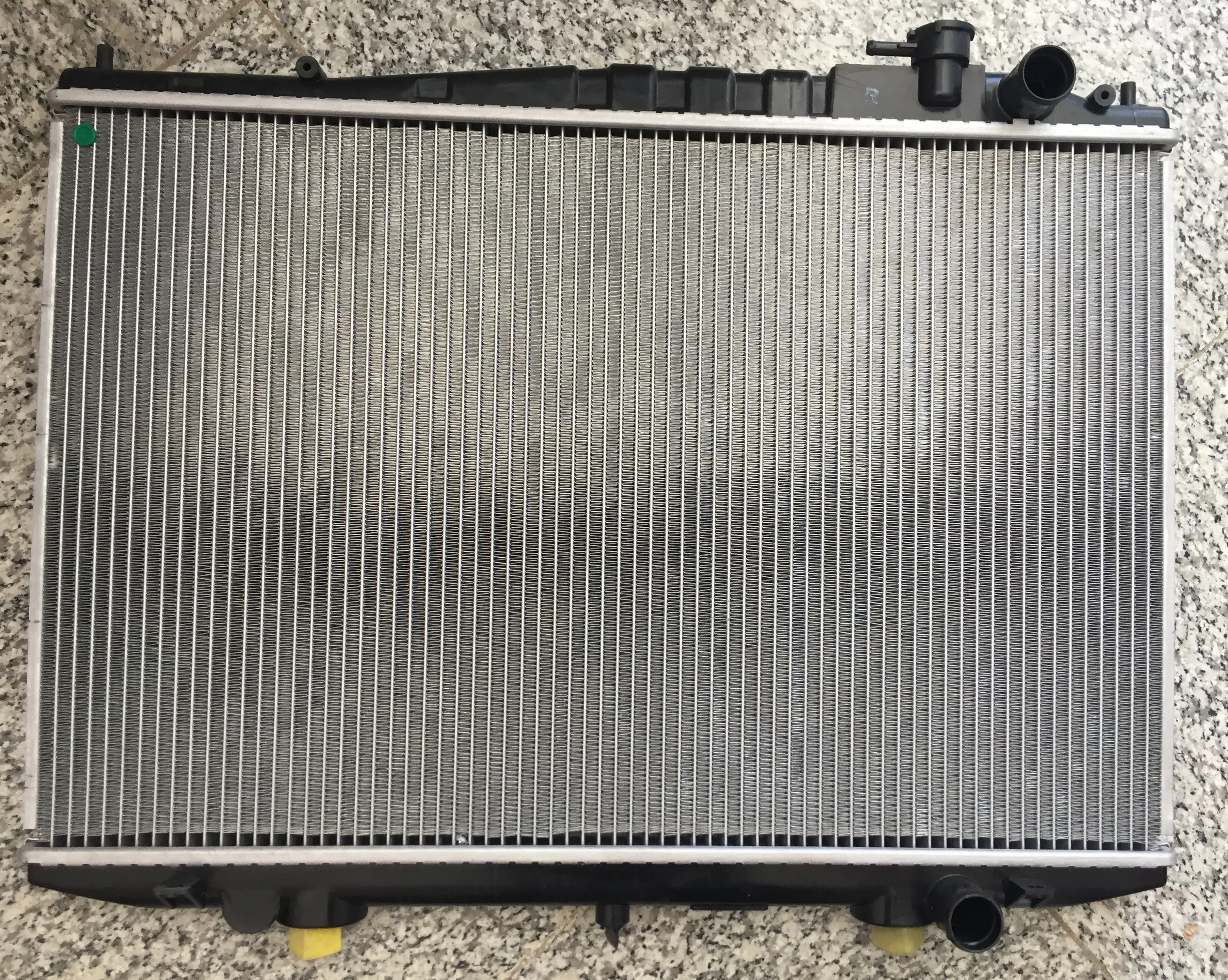 رادیاتور آب پیکاپ