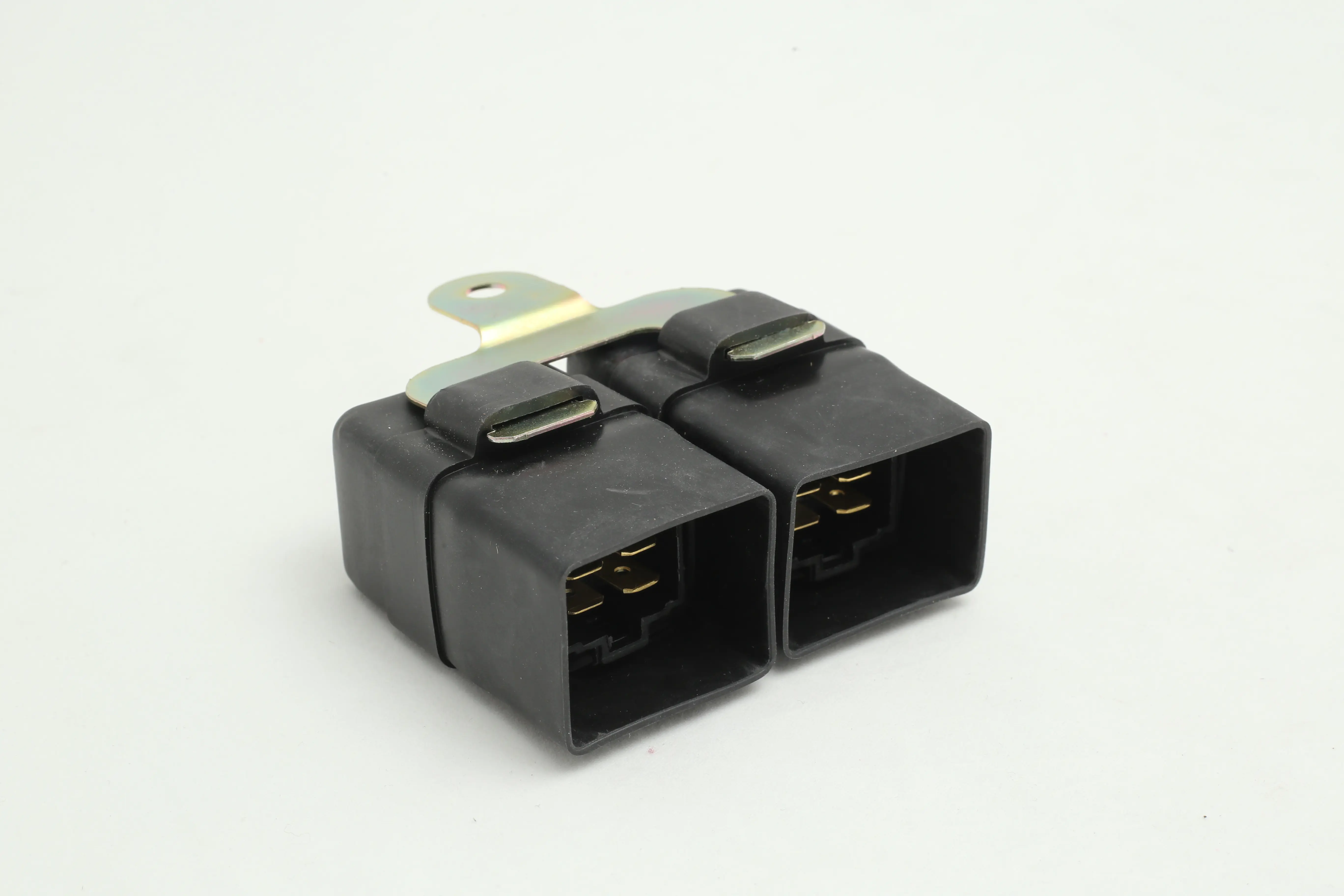 رله فن پراید 2 دور کد 0051 HIC