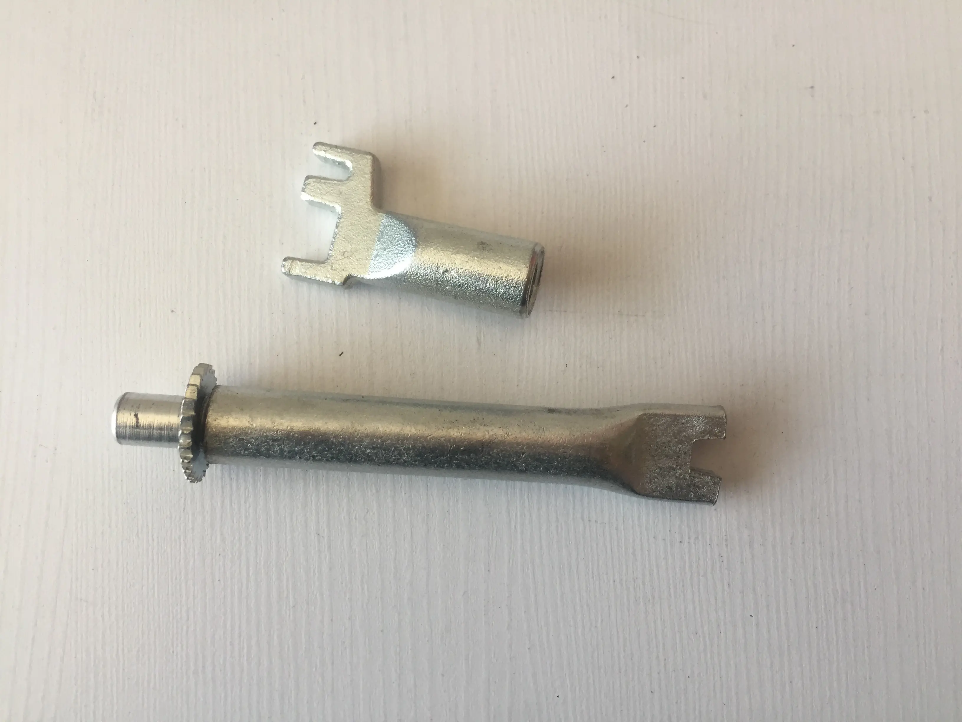 رگلاژ لنت چرخ عقب پیکاپ