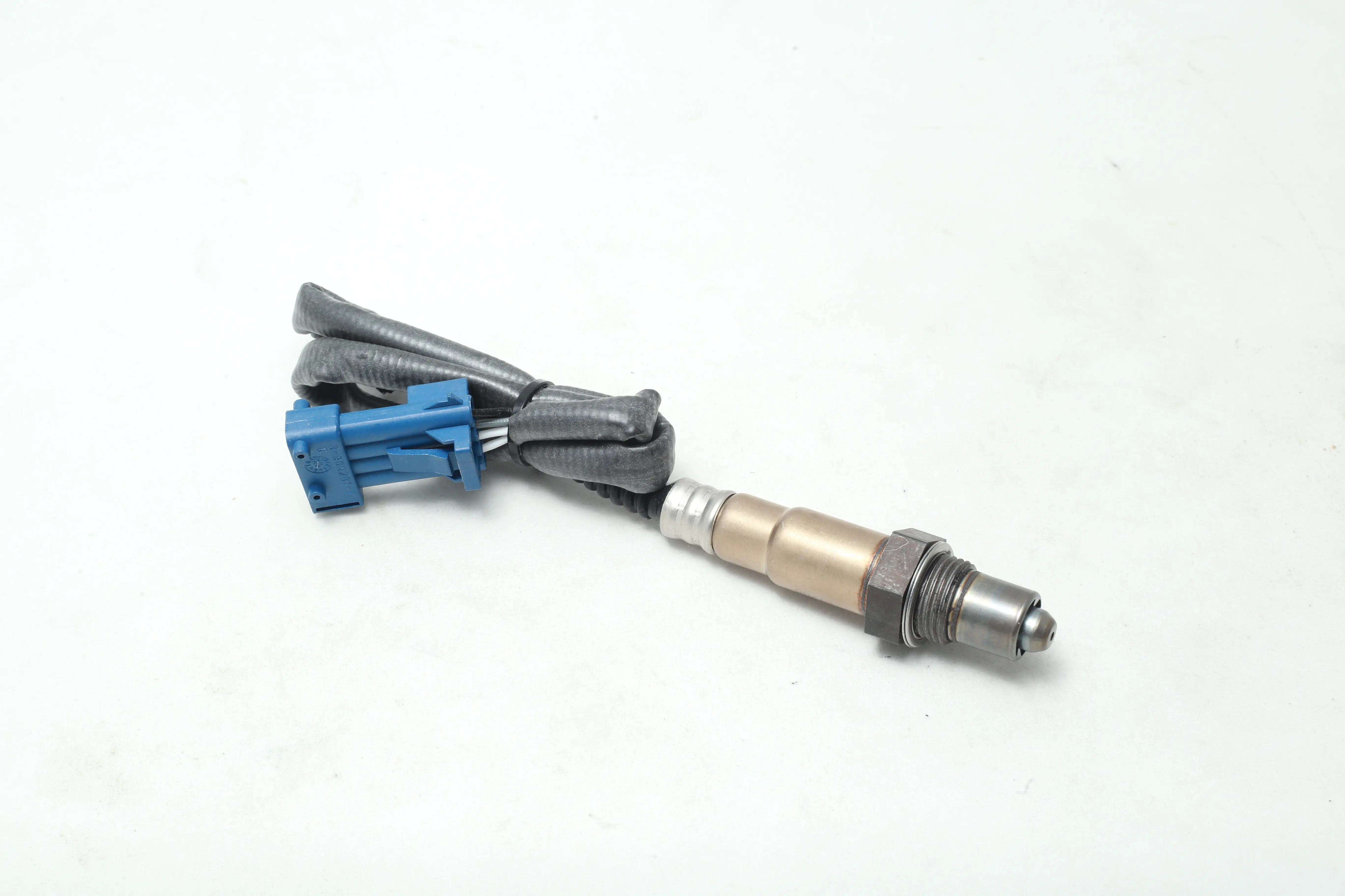 سنسور اکسیژن پژو 206 سیم بلند سوکت آبی کونکس