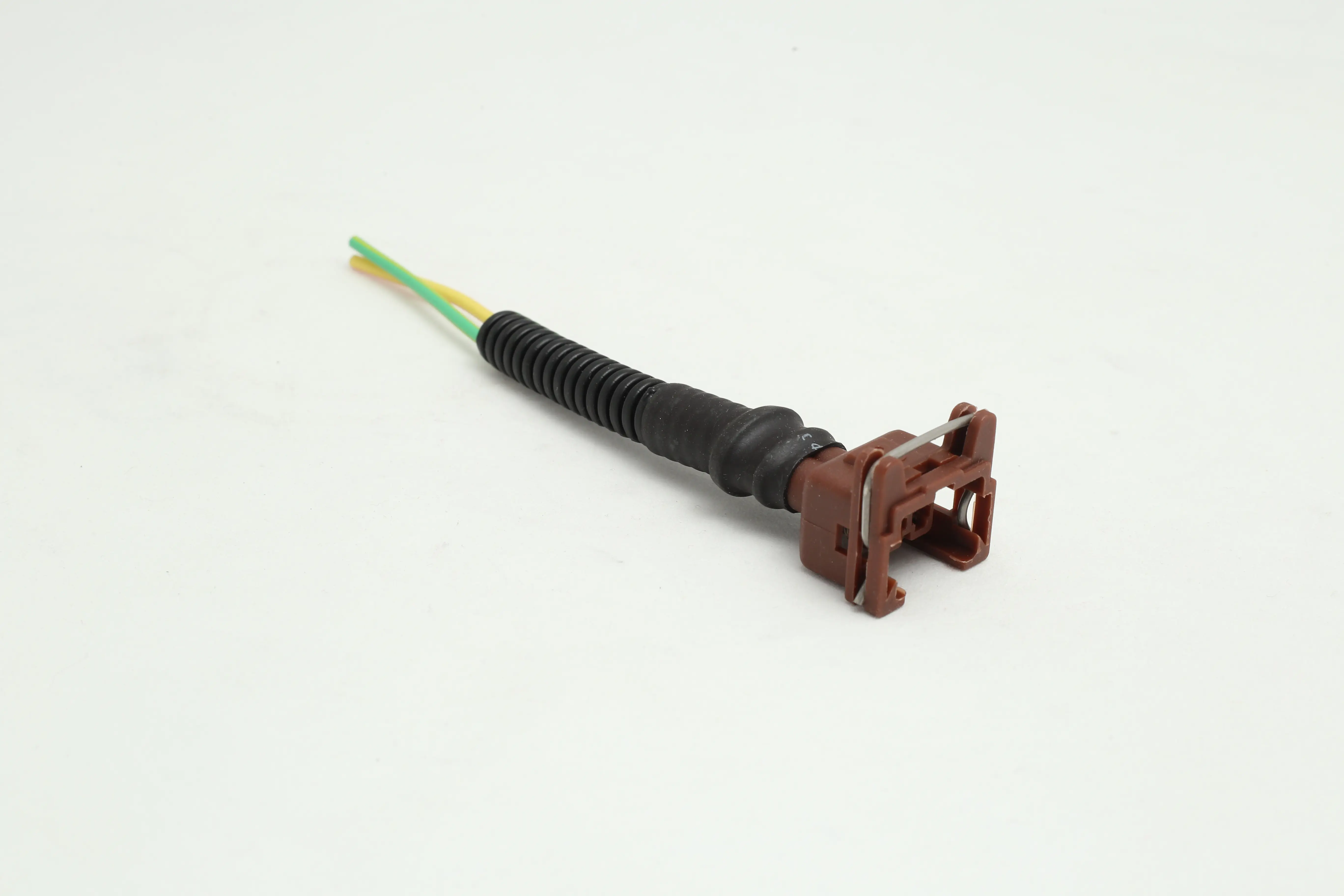 سوکت دوفیش همه کاره قهوه ای مجد