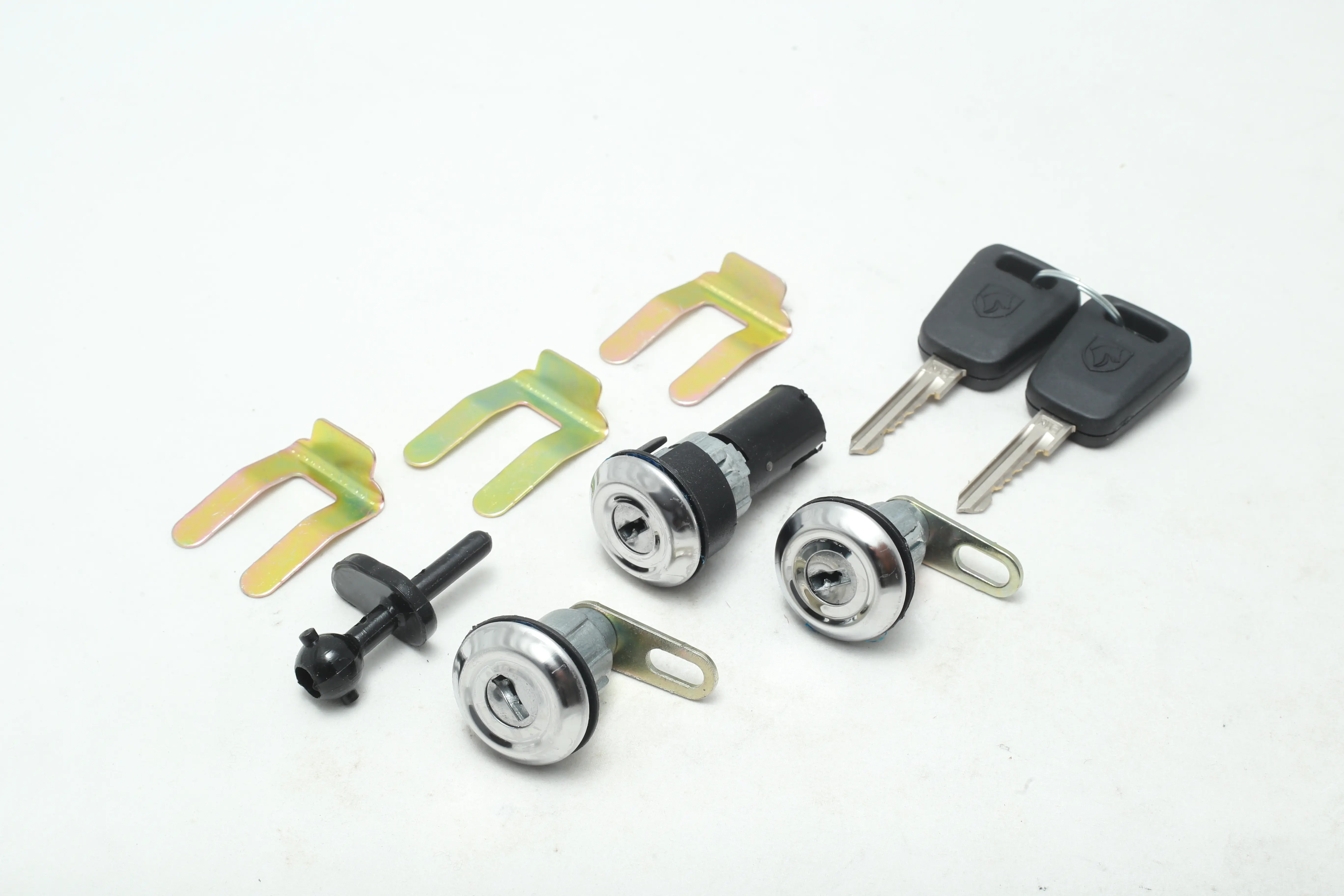 سویچ درب و صندوق پیکان نصیر