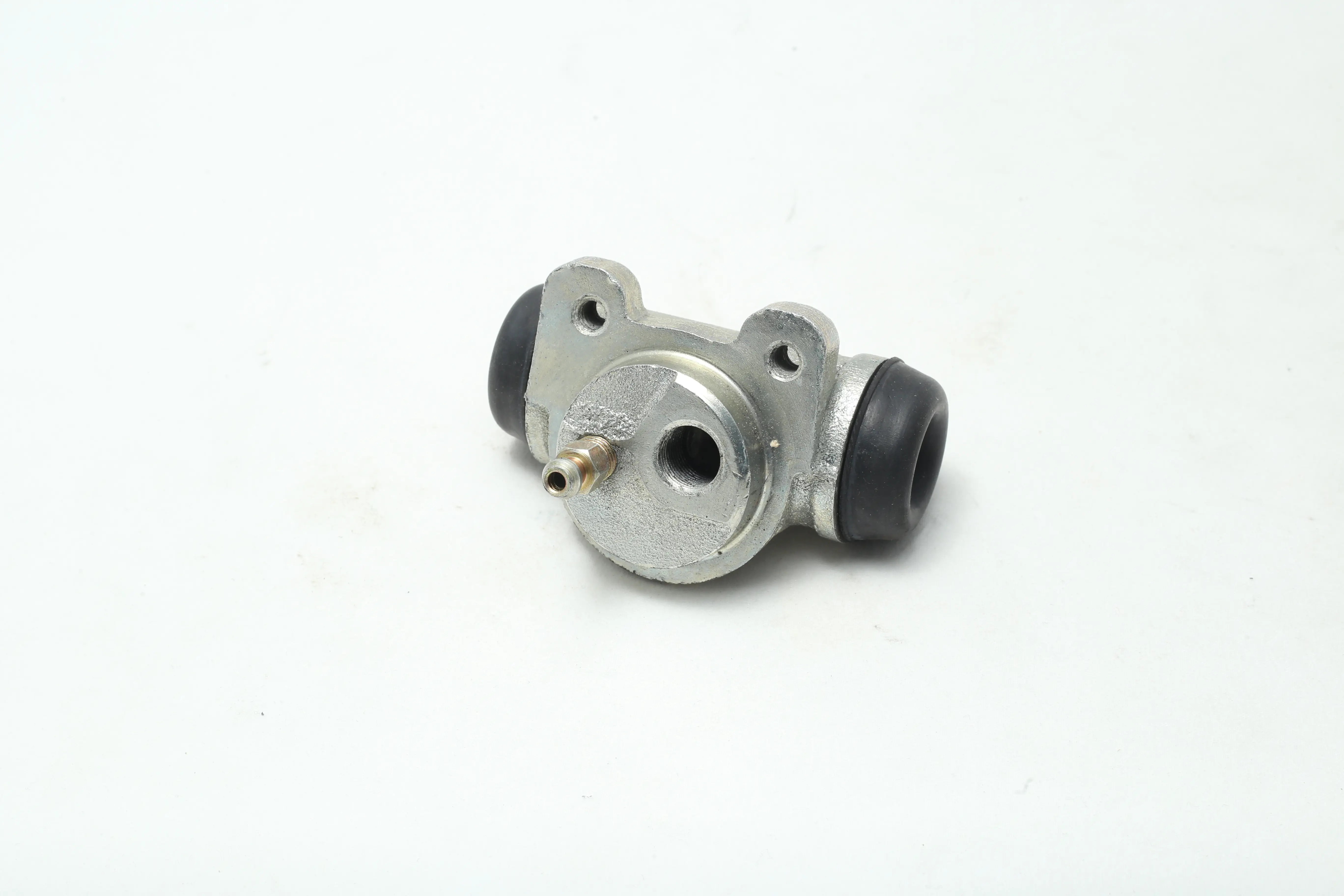سیلندر ترمز چرخ عقب پژو 405 راست HIC
