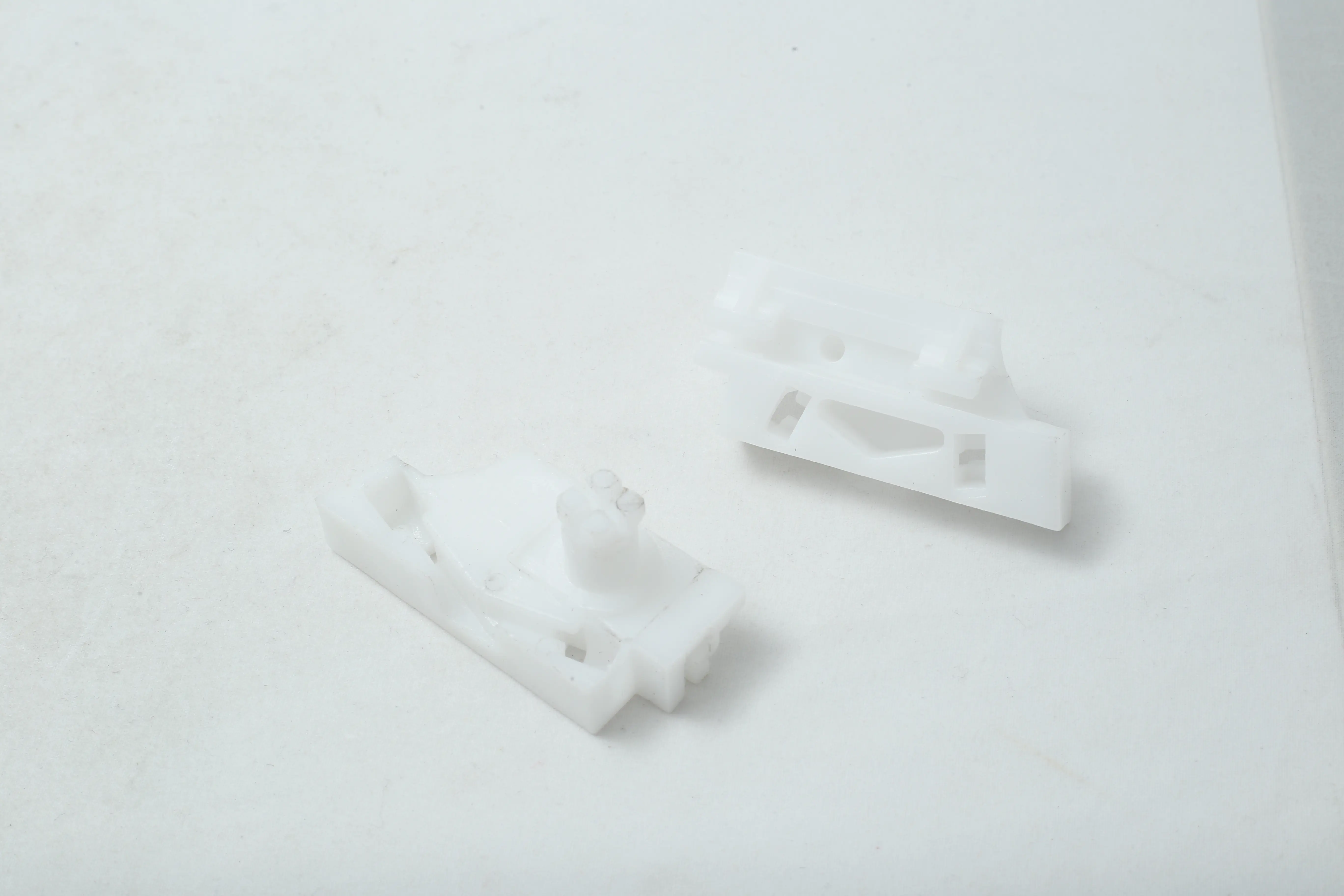 سیم گیر ریل شیشه بالابر پژو 405 راست HIC