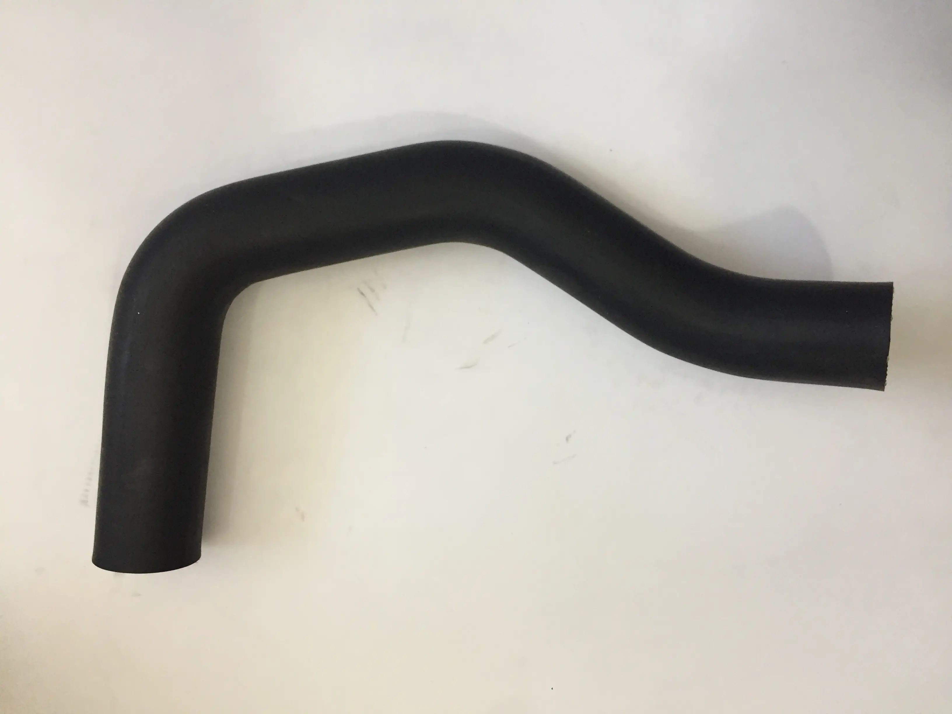 شیلنگ پایین رادیات پیکاپ ریچ