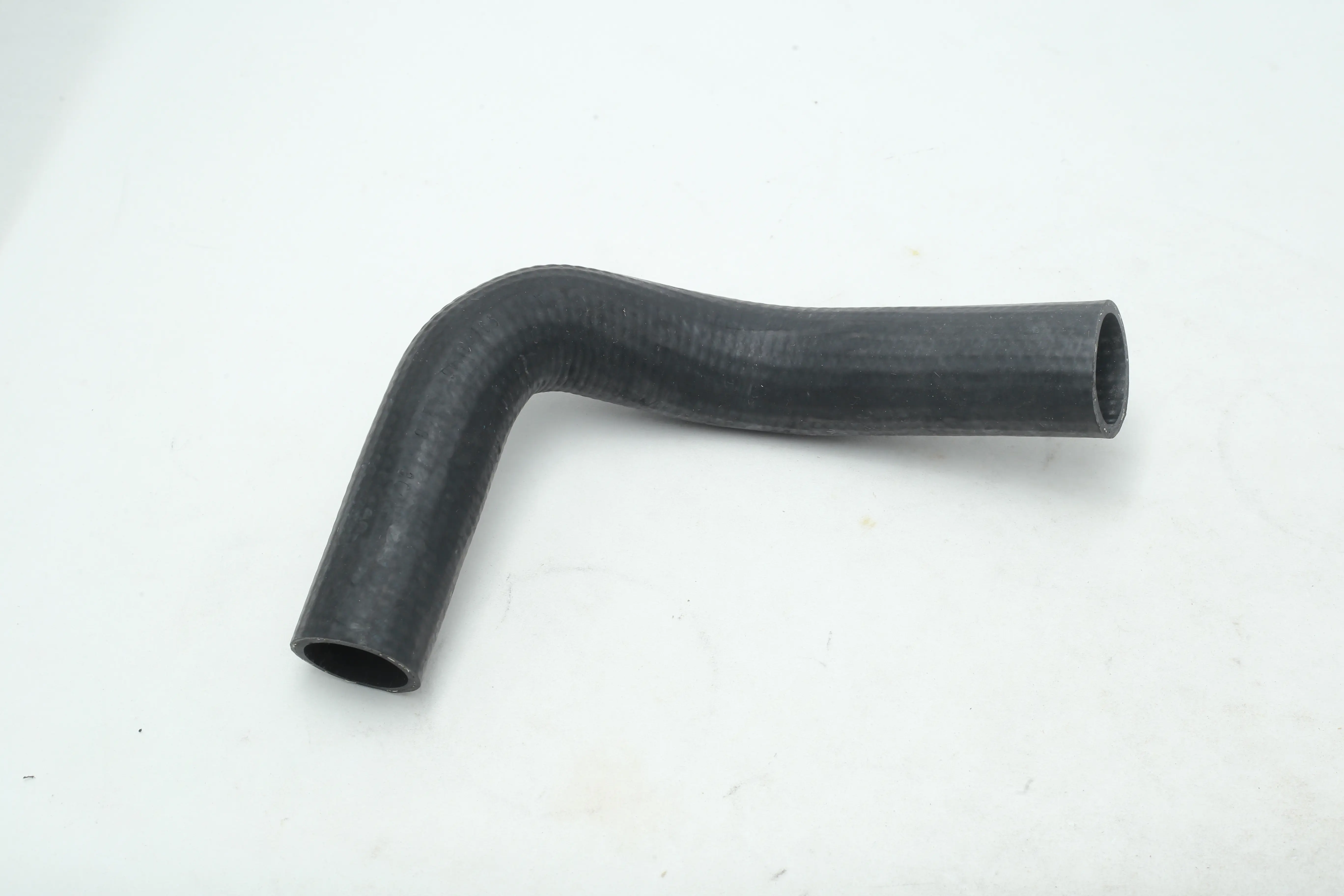 شیلنگ بالای رادیات پیکان اتحاد طلایی