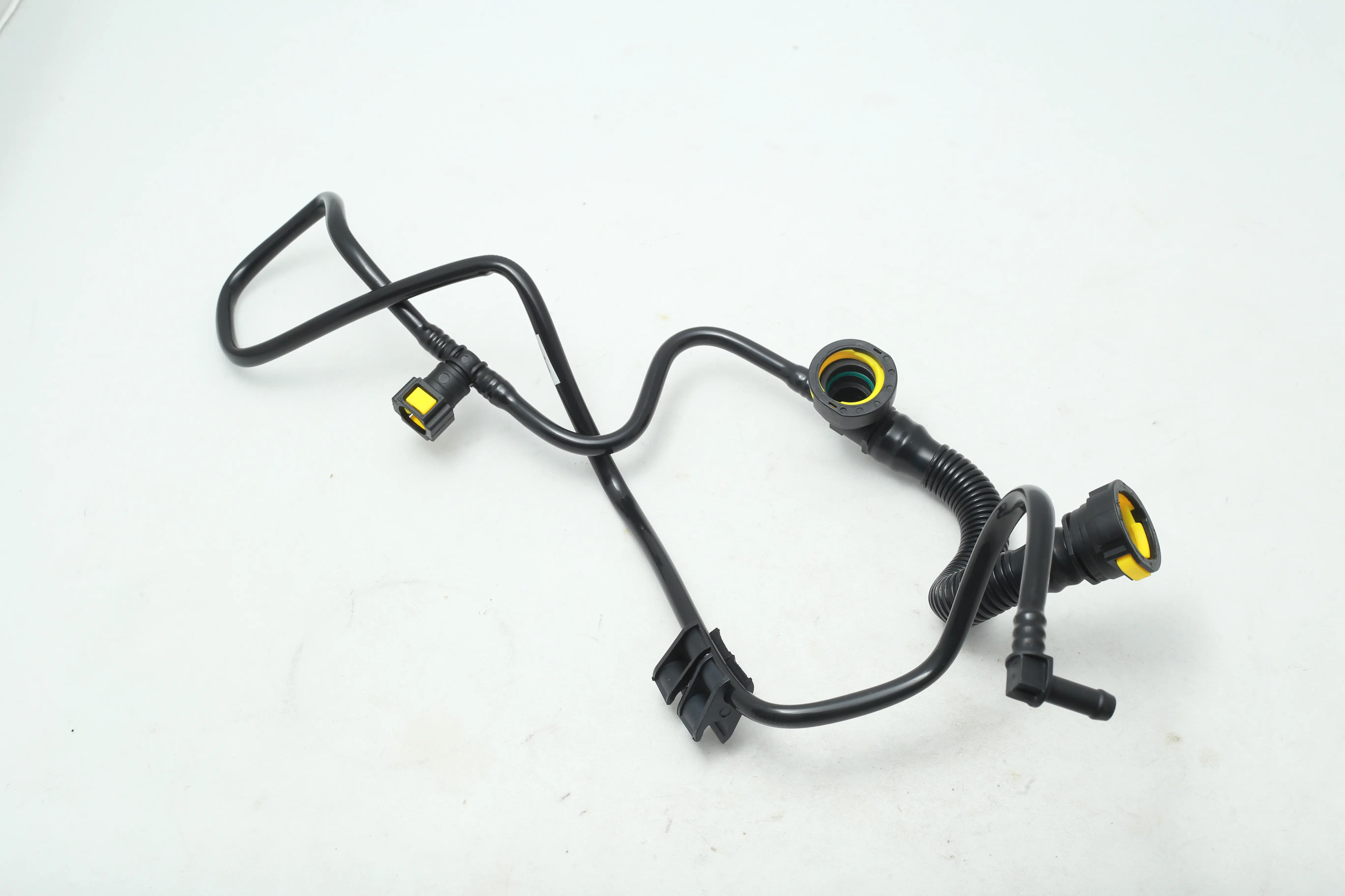 شیلنگ بخار روغن پژو 206 تیپ 2 کامل سوکت دار چکاد