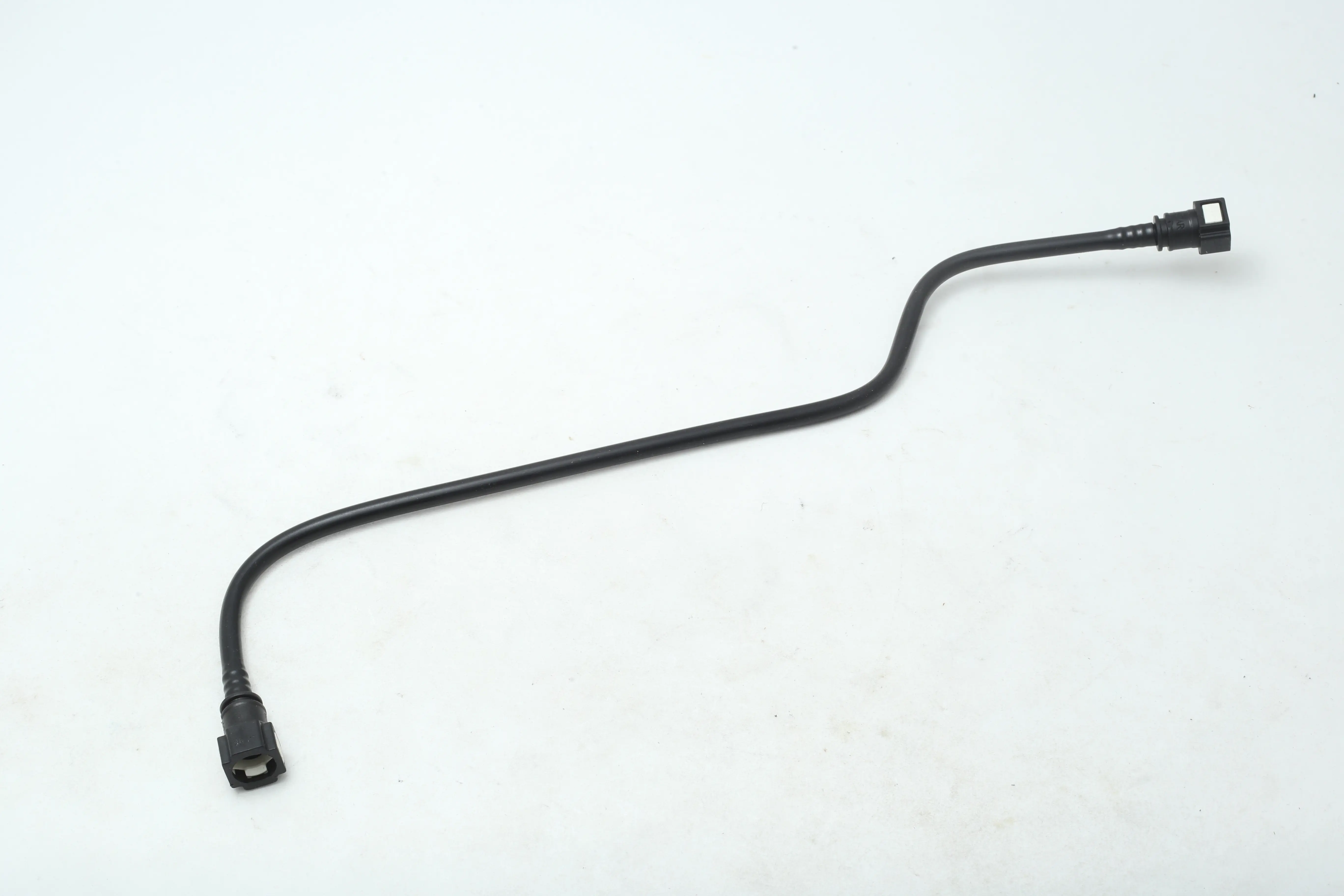 شیلنگ بوستر پژو 206 تیپ 2 مجد