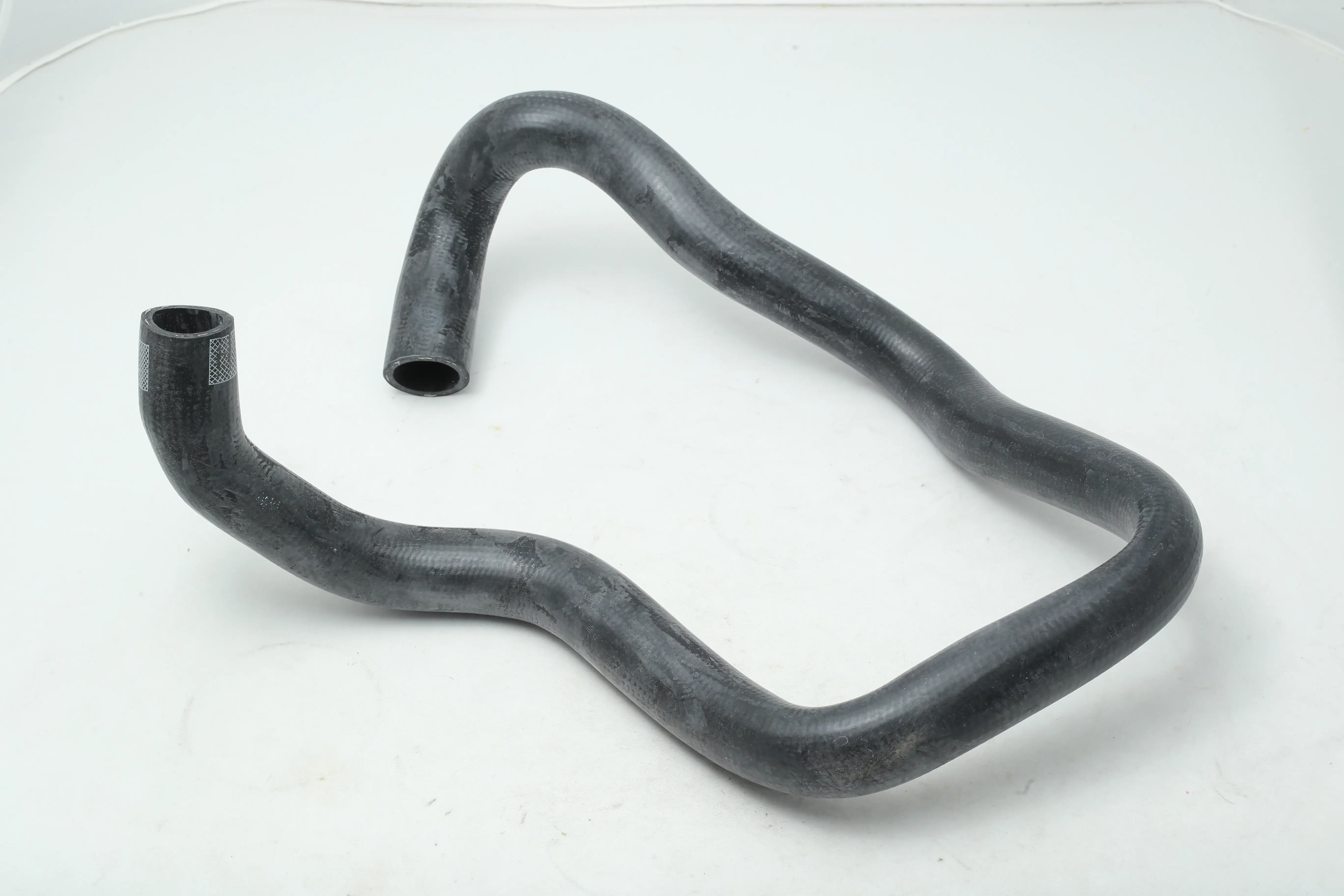 شیلنگ پایین رادیات پژو 405  TU5 R2 اتحاد طلایی