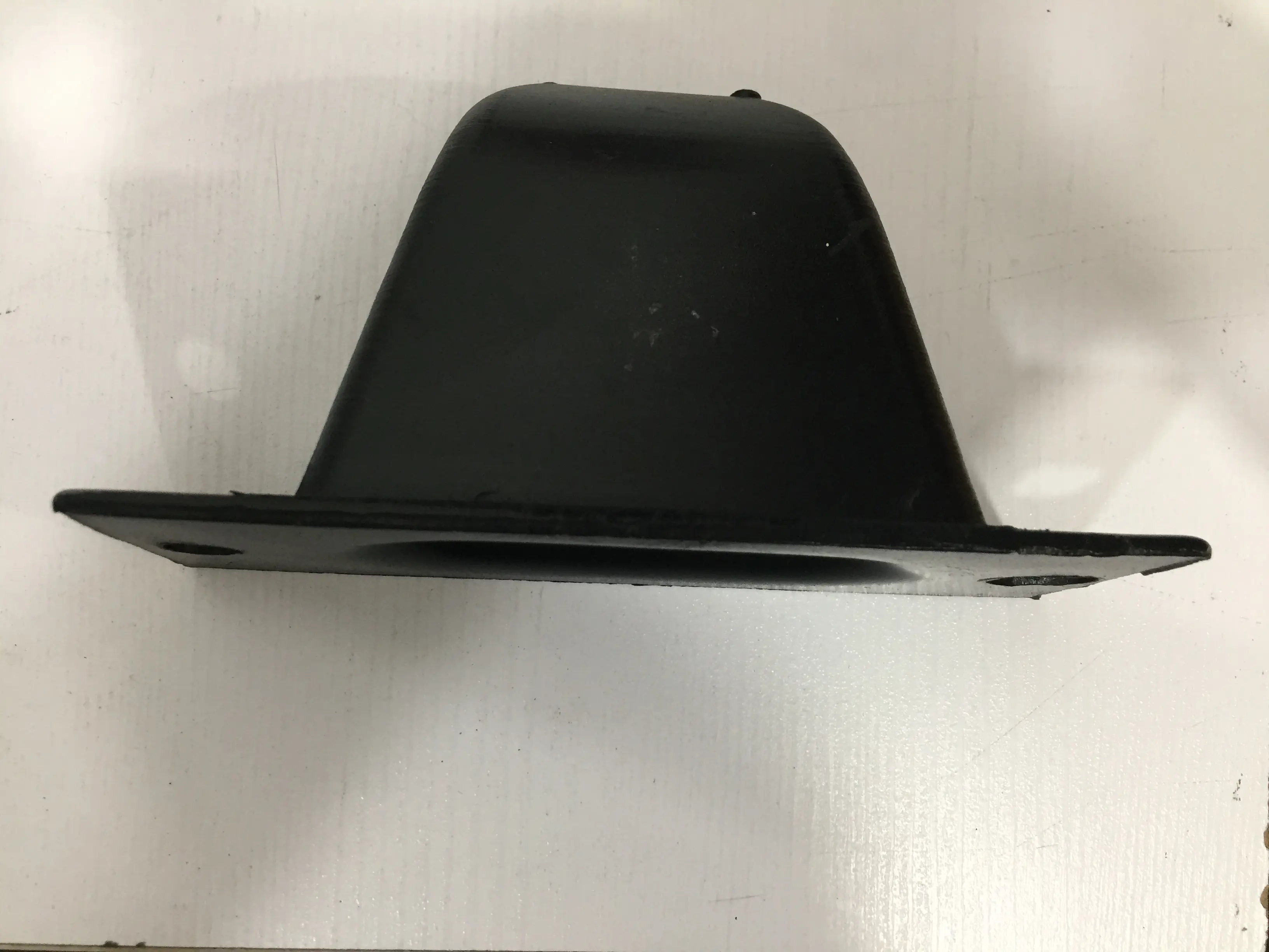 ضربگیر جلو پاترول