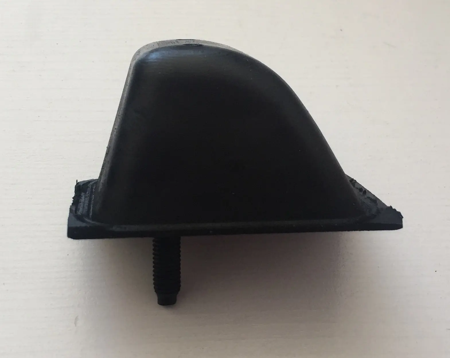 ضربگیر طبق پایین پیکاپ