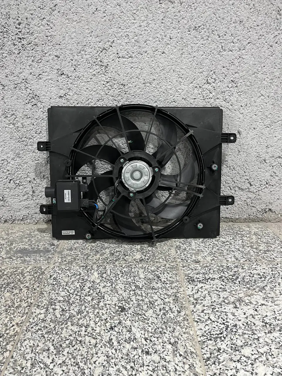 فن رادیاتور ام وی ام SOMINEK X33