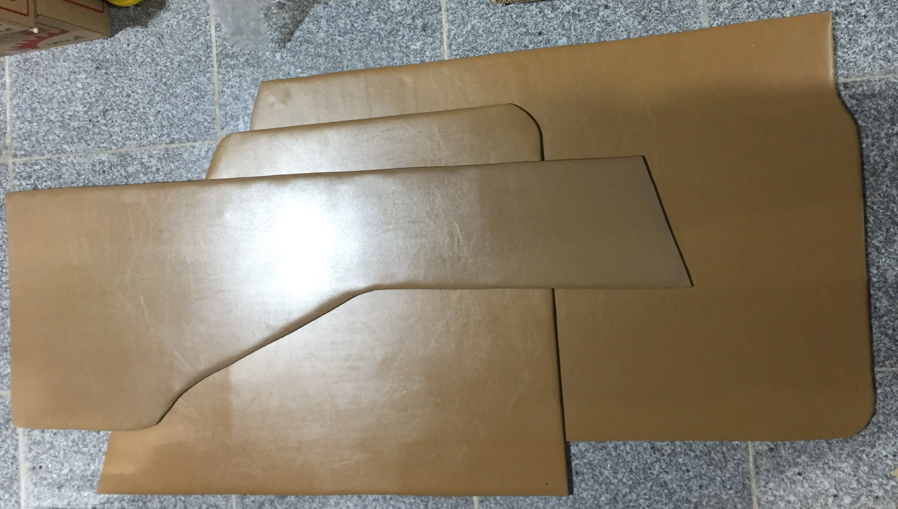 فیبر بغل درب پاترول 4درب