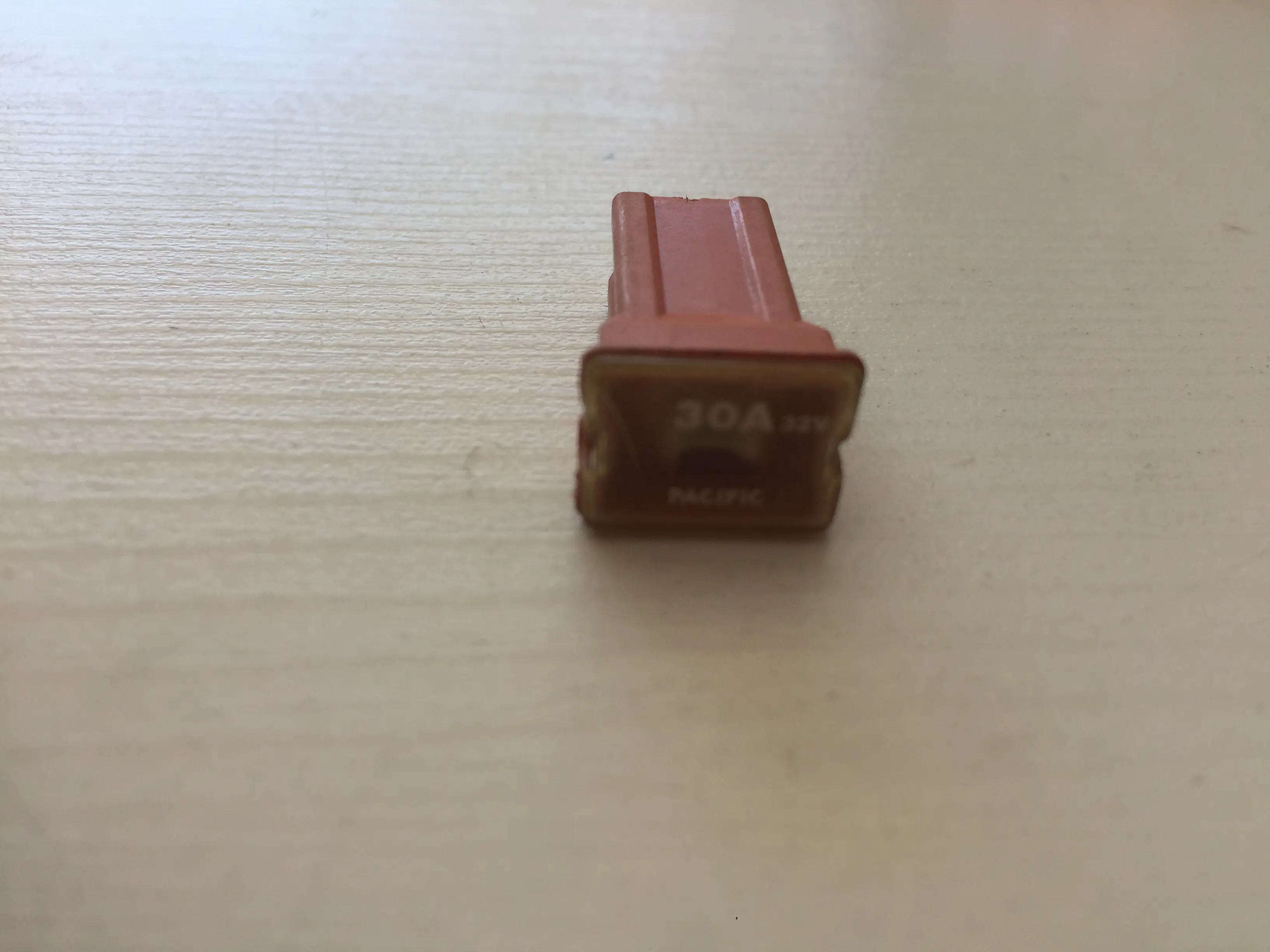 فیوز پیکاپ 30 آمپر