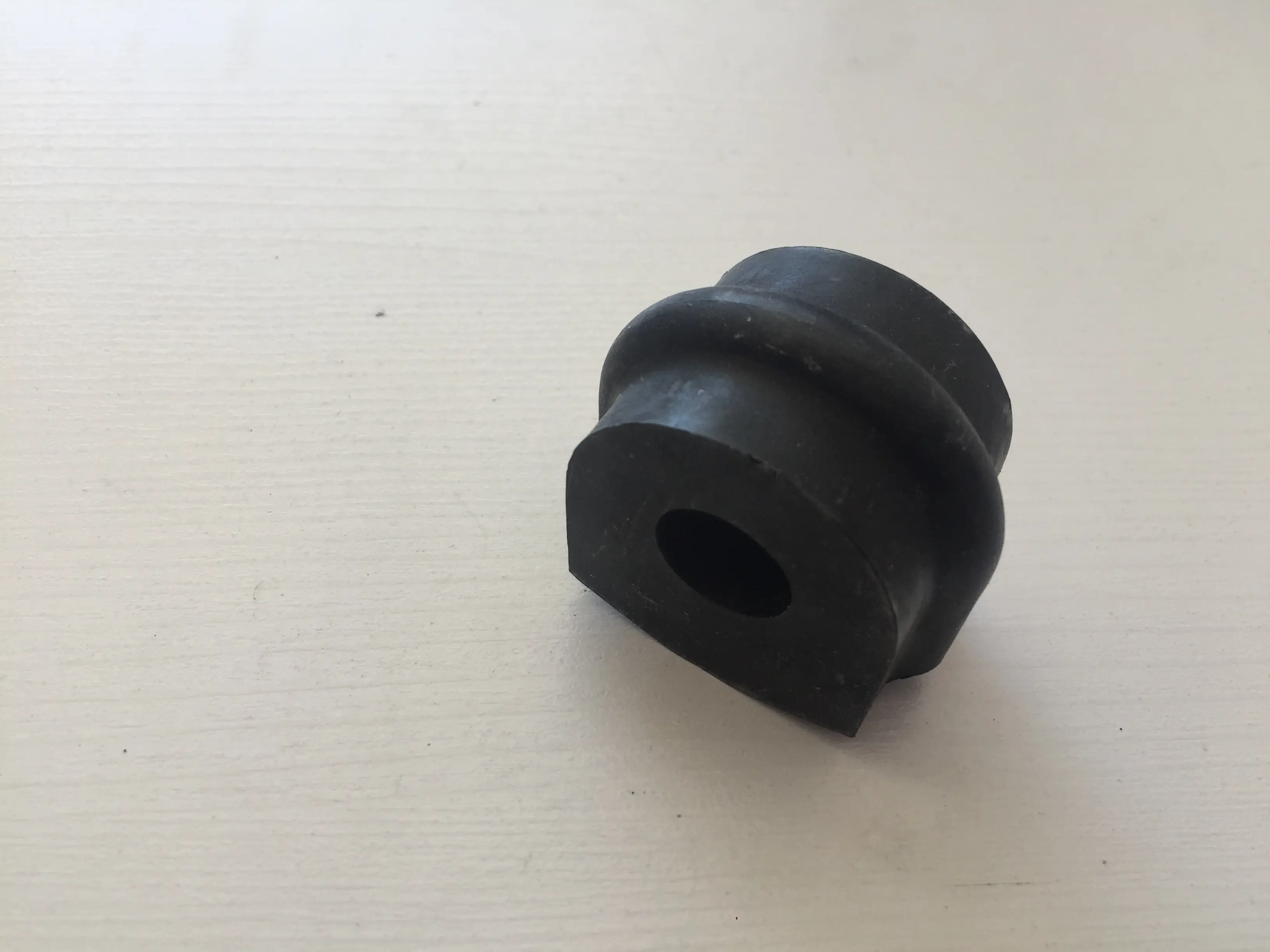 لاستیک چاکدار پیکاپ RBI