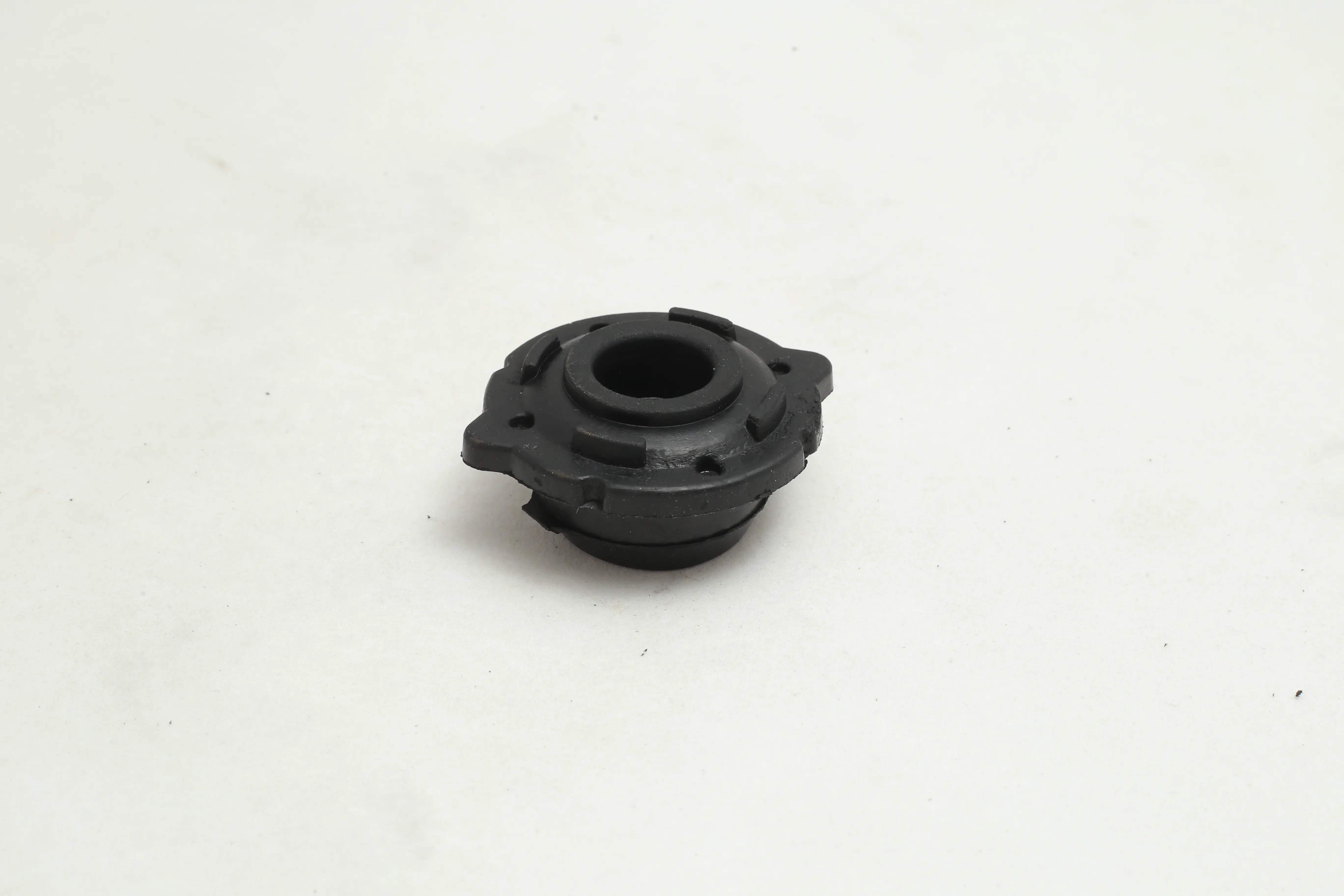 لاستیک پایین رادیاتور پراید HIC