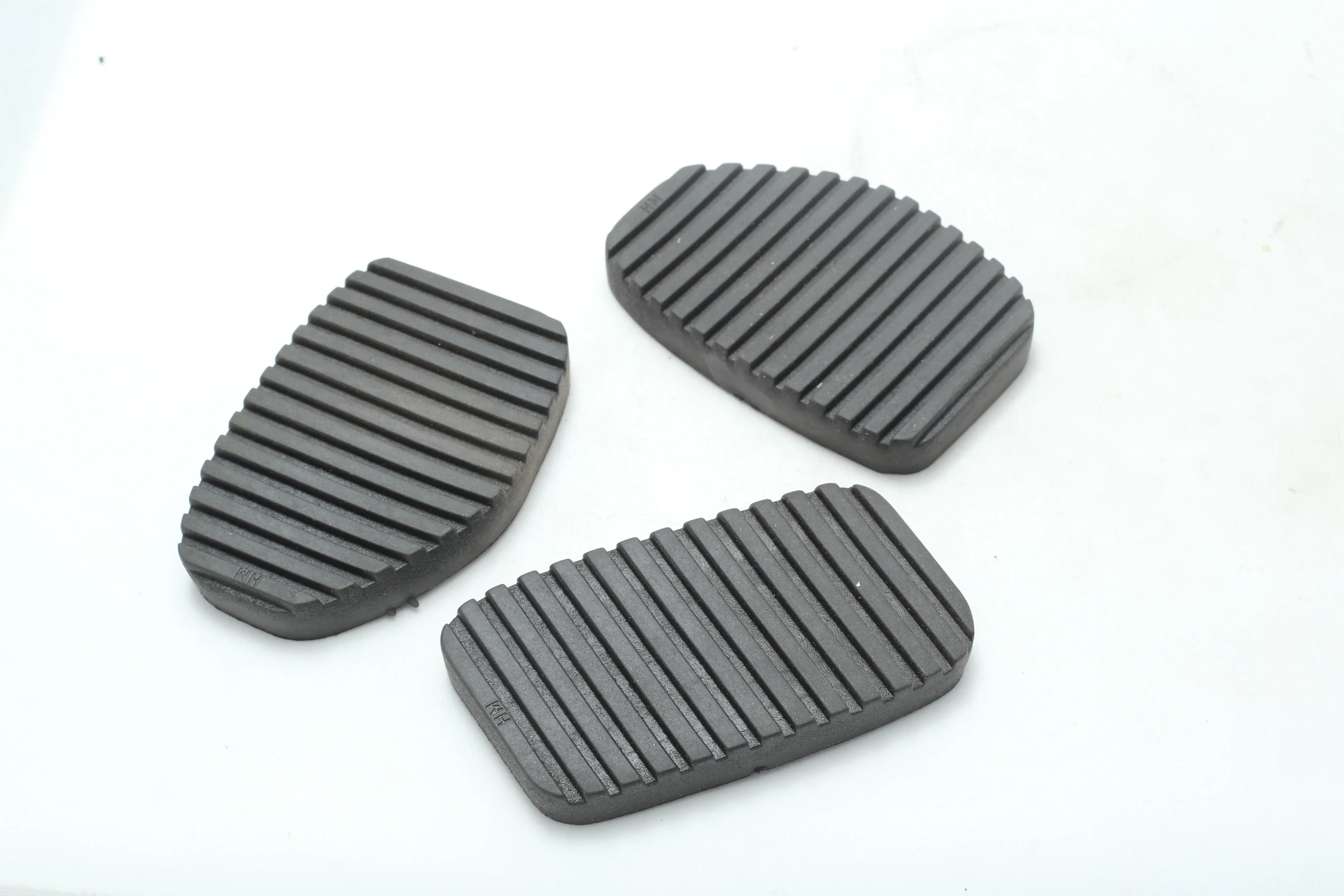 لاستیک پدال پژو 405 سه تیکه کامل HIC