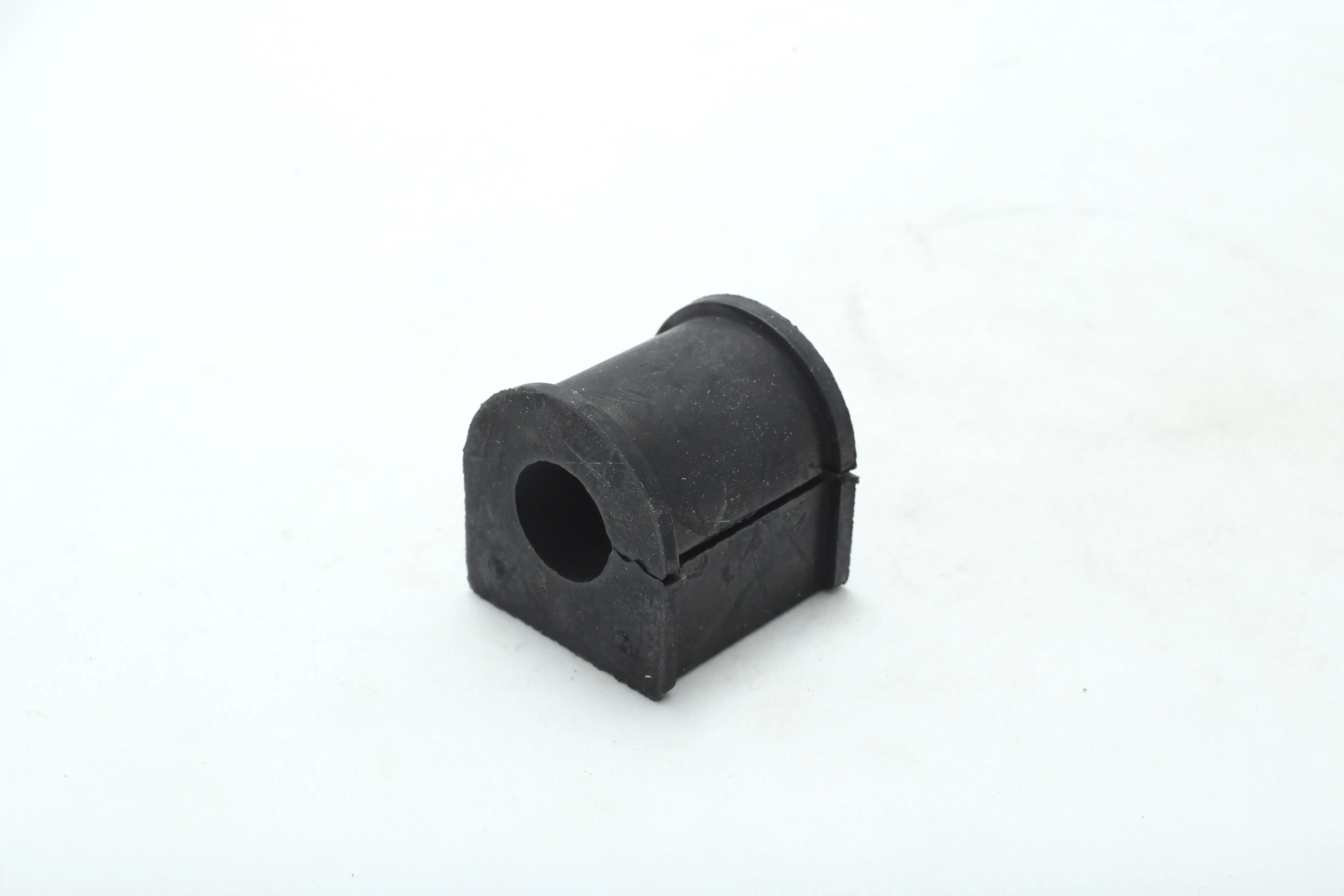 لاستیک چاکدار پیکان زمرد یدک