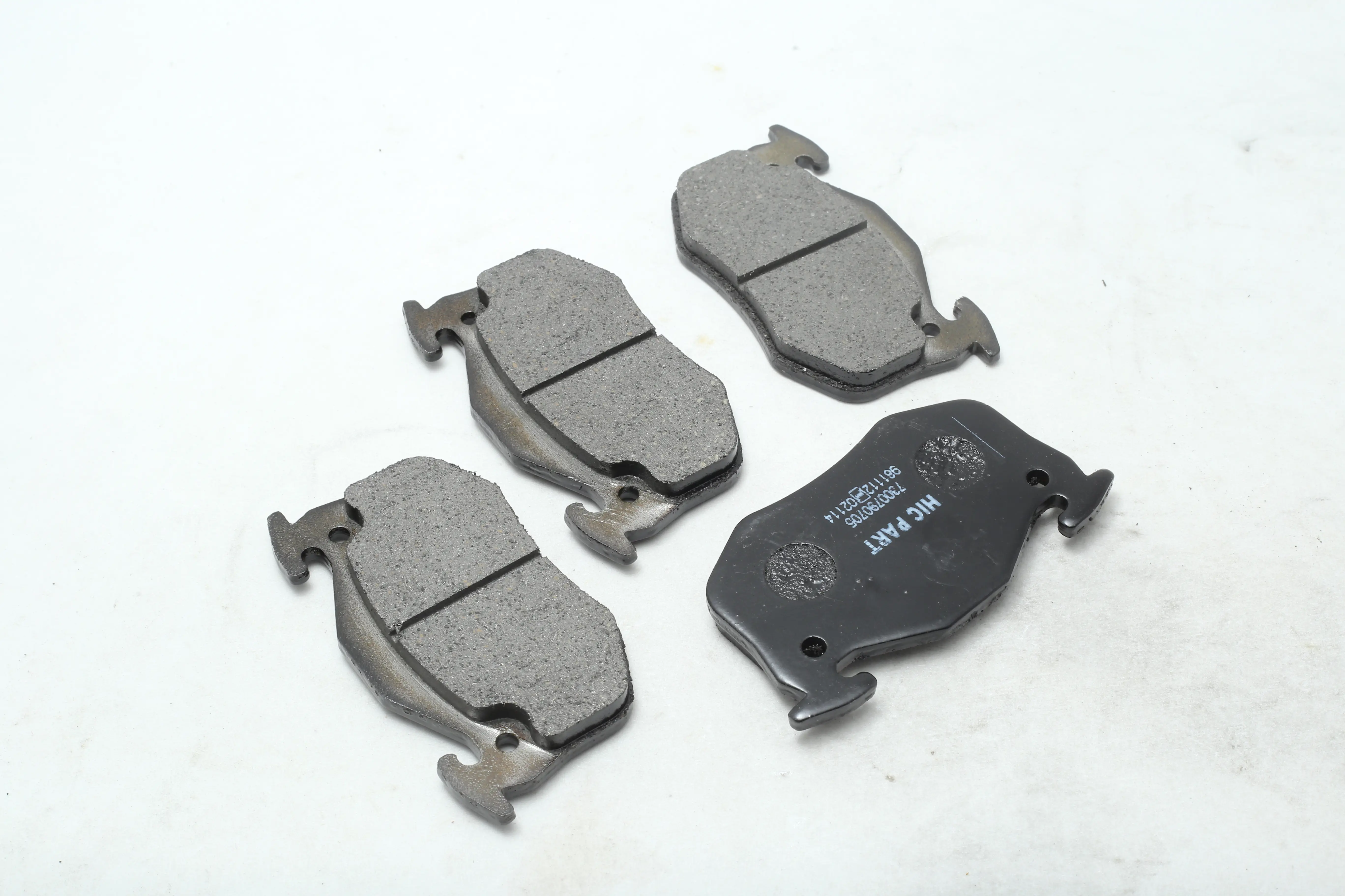 لنت عقب پژو 206 تیپ 5 HIC